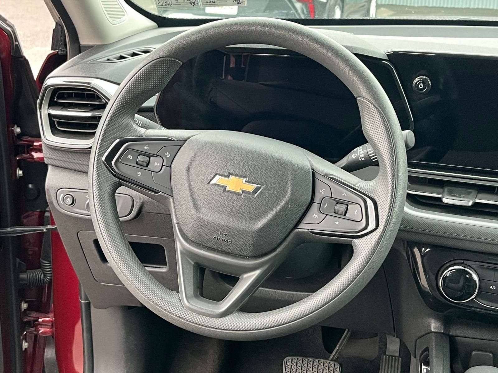 Thumbnail: 2025 Chevrolet TrailBlazer - 26