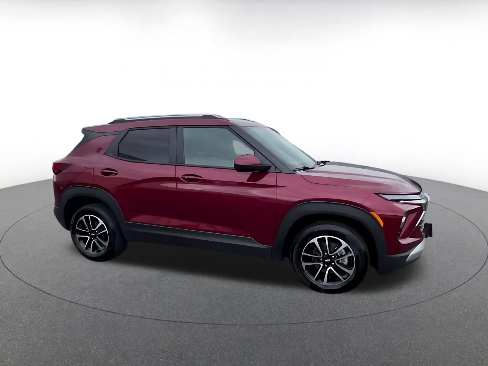 Thumbnail: 2025 Chevrolet TrailBlazer - 2