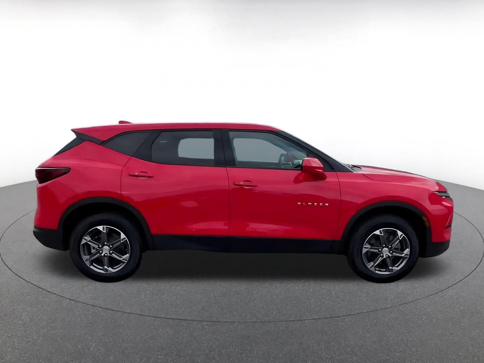 Thumbnail: 2026 Chevrolet Blazer - 15