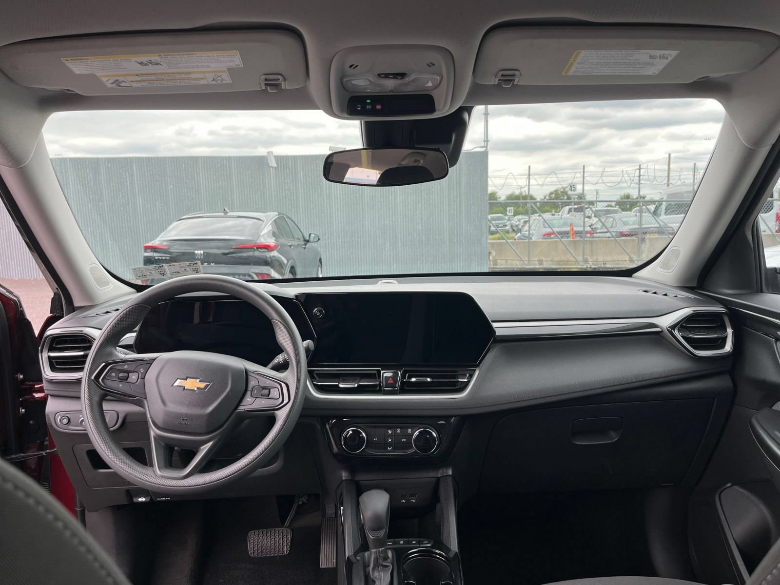 Thumbnail: 2025 Chevrolet TrailBlazer - 31