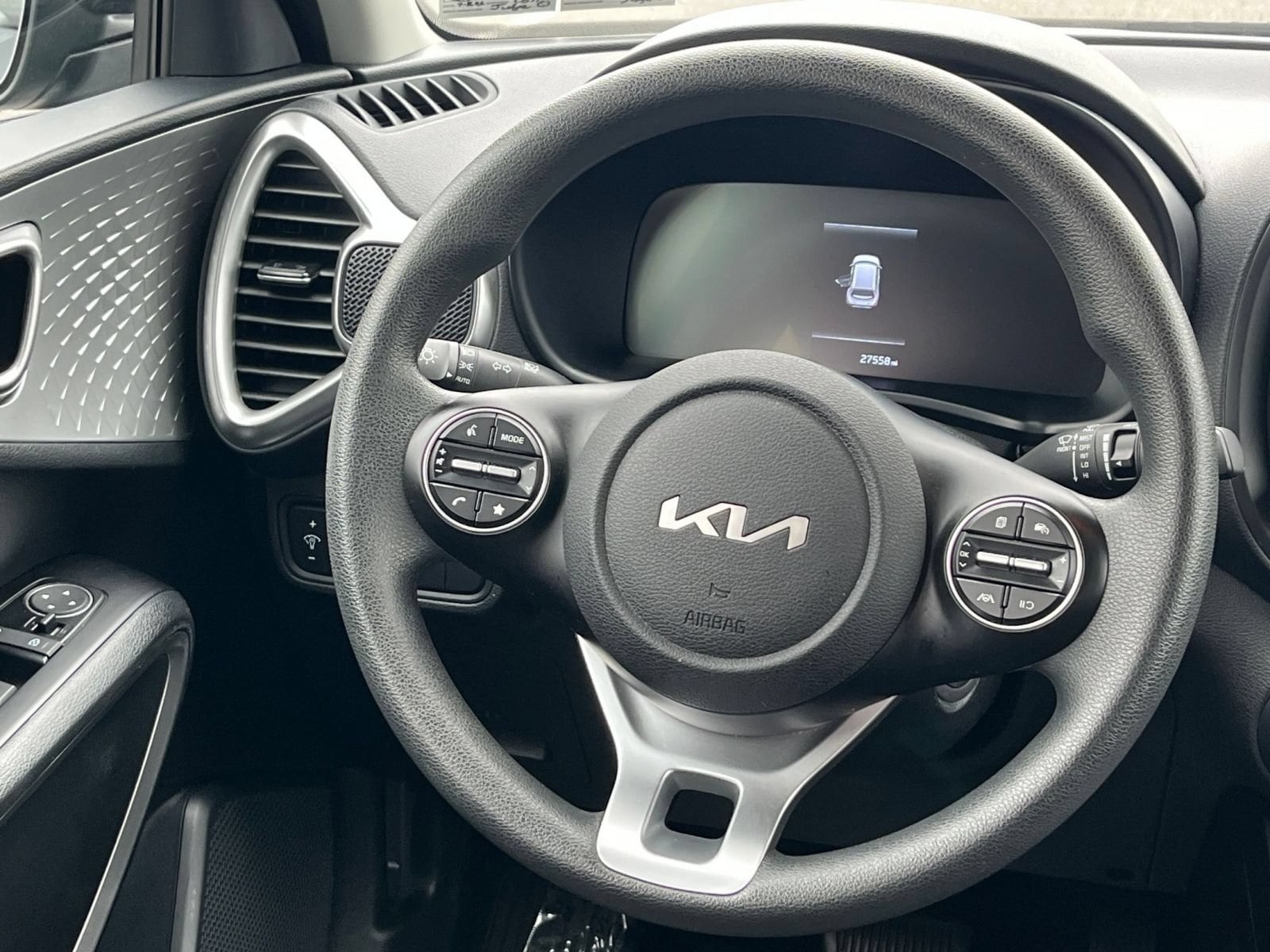 Thumbnail: 2025 Kia Soul - 25