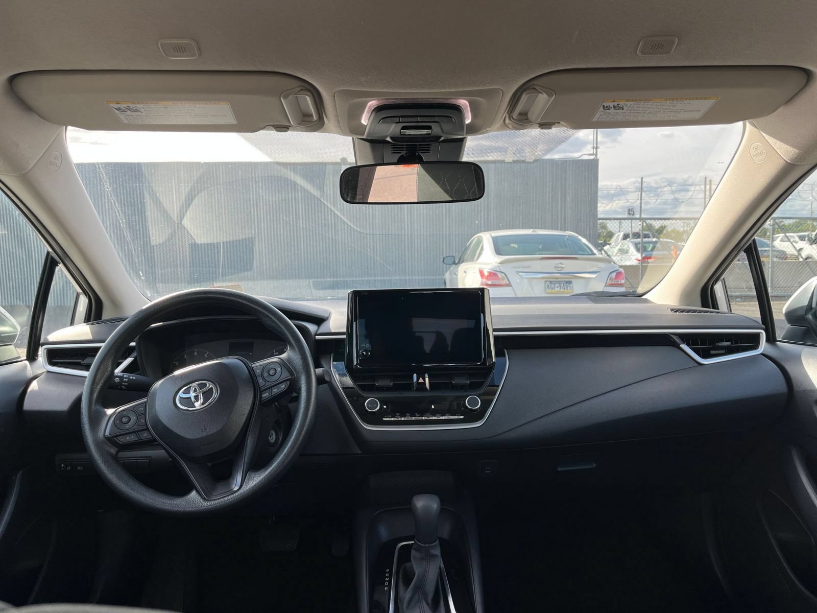 Thumbnail: 2025 Toyota Corolla - 31