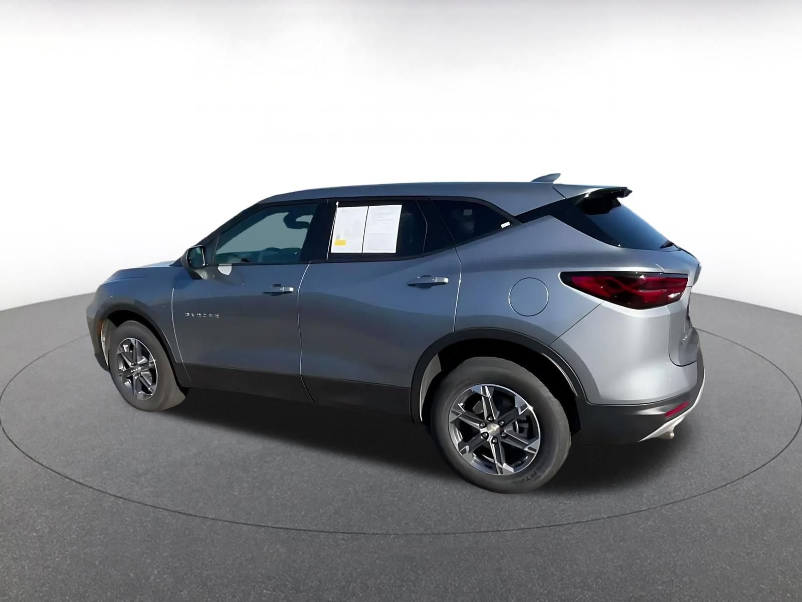 Thumbnail: 2026 Chevrolet Blazer - 9