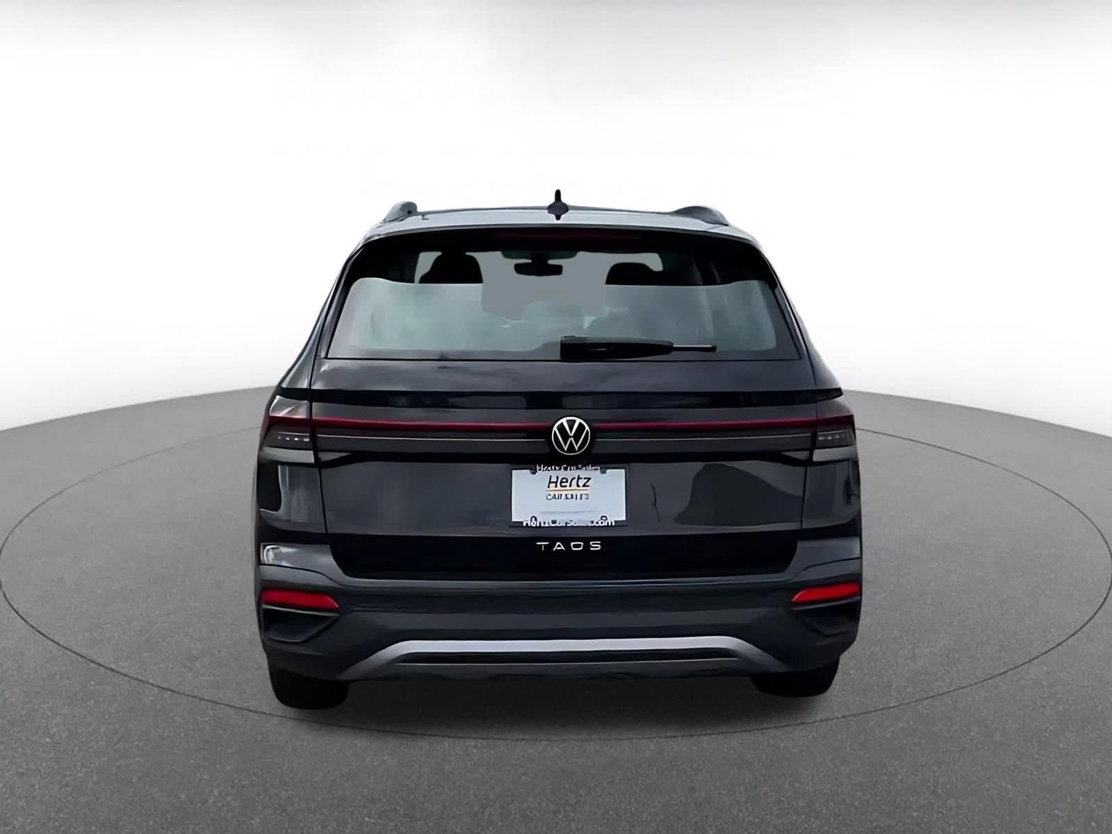 Thumbnail: 2026 Volkswagen Taos - 12