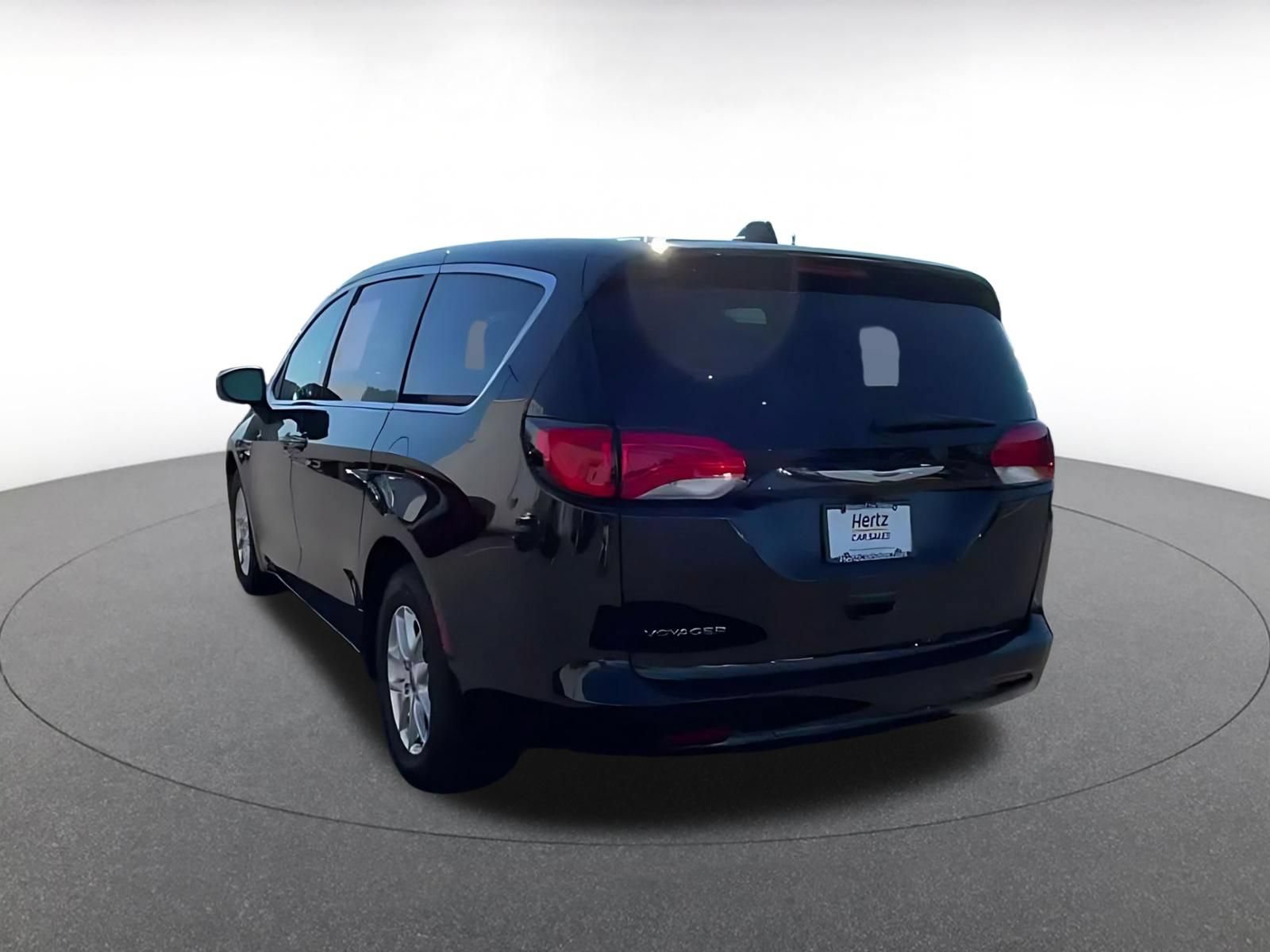 Thumbnail: 2024 Chrysler Voyager - 10