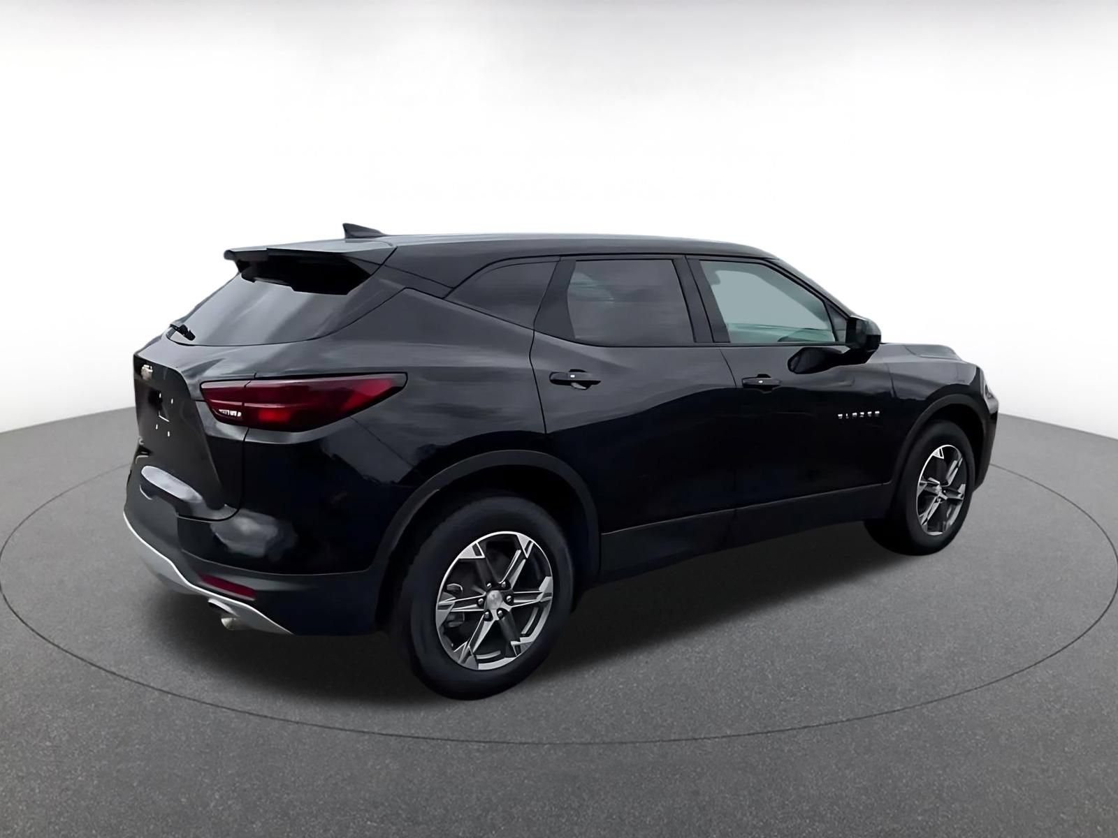 Thumbnail: 2026 Chevrolet Blazer - 14