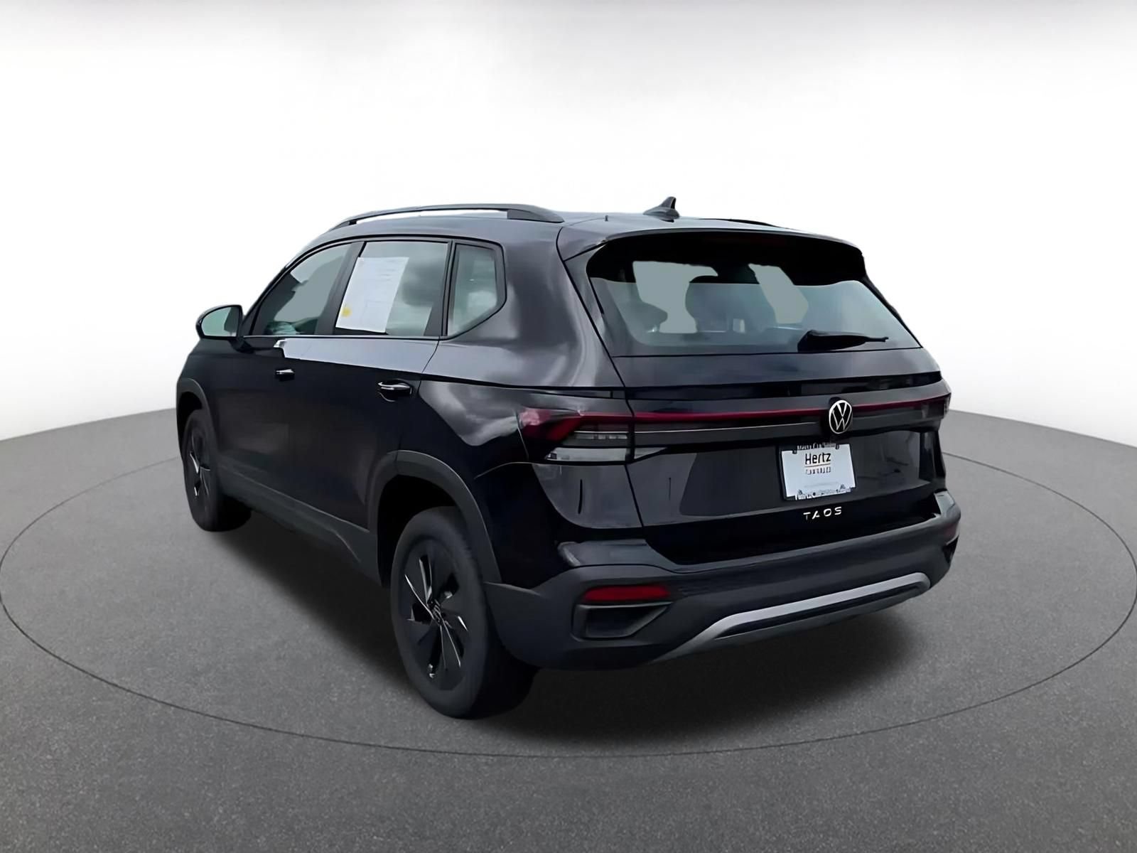 Thumbnail: 2026 Volkswagen Taos - 10