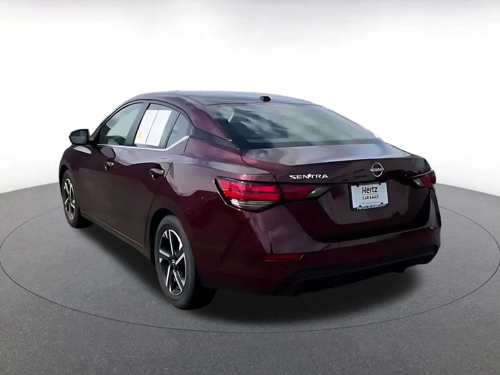 Thumbnail: 2025 Nissan Sentra - 9