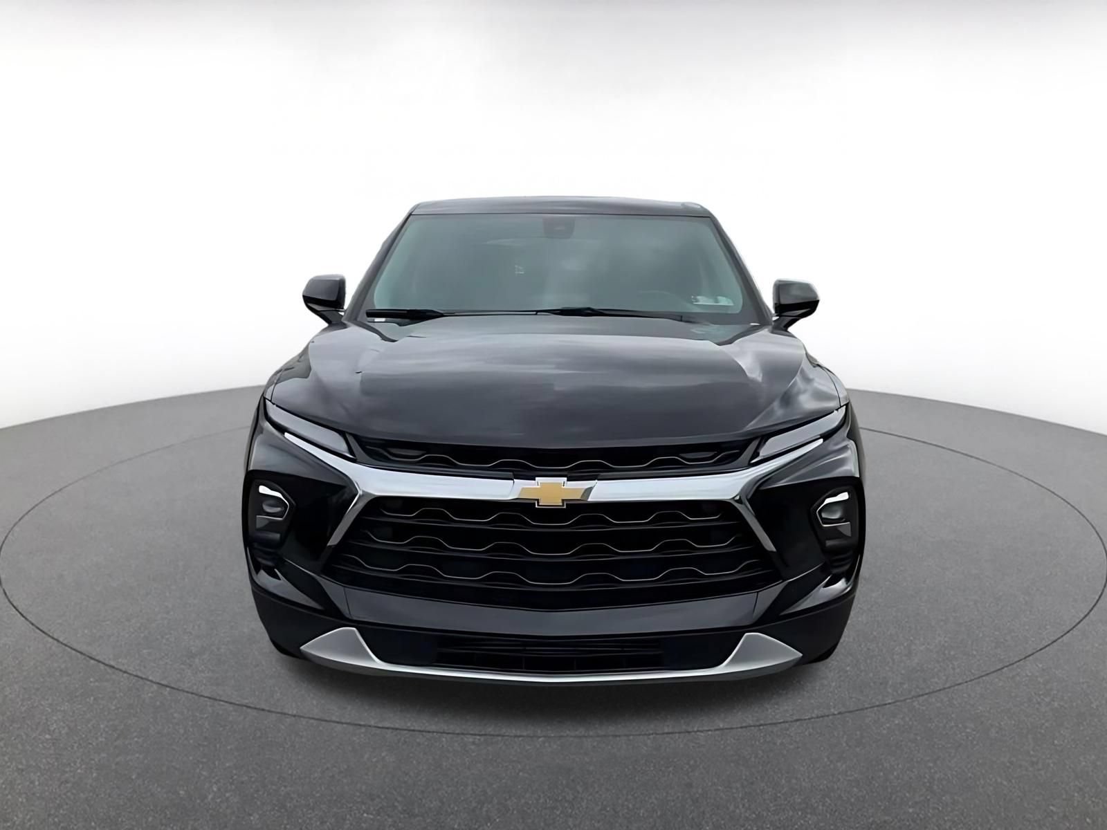 Thumbnail: 2026 Chevrolet Blazer - 4