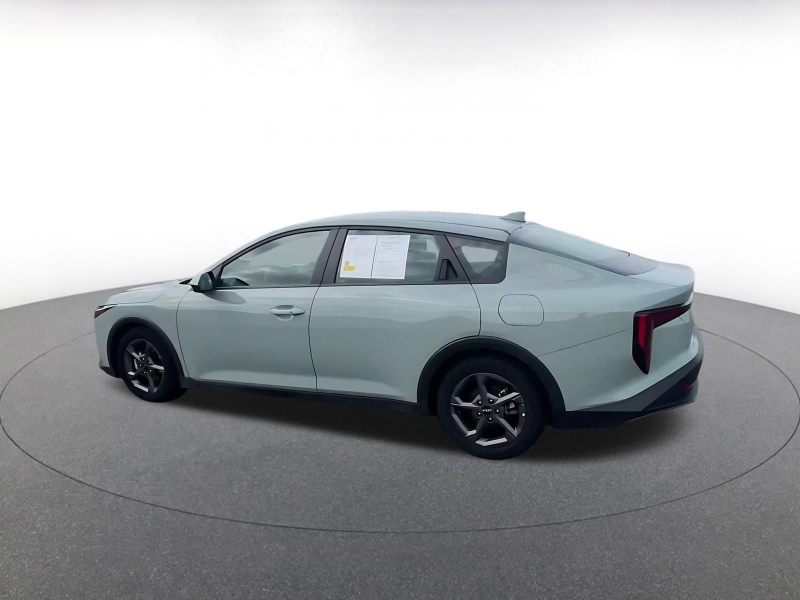 Thumbnail: 2025 Kia K4 - 9