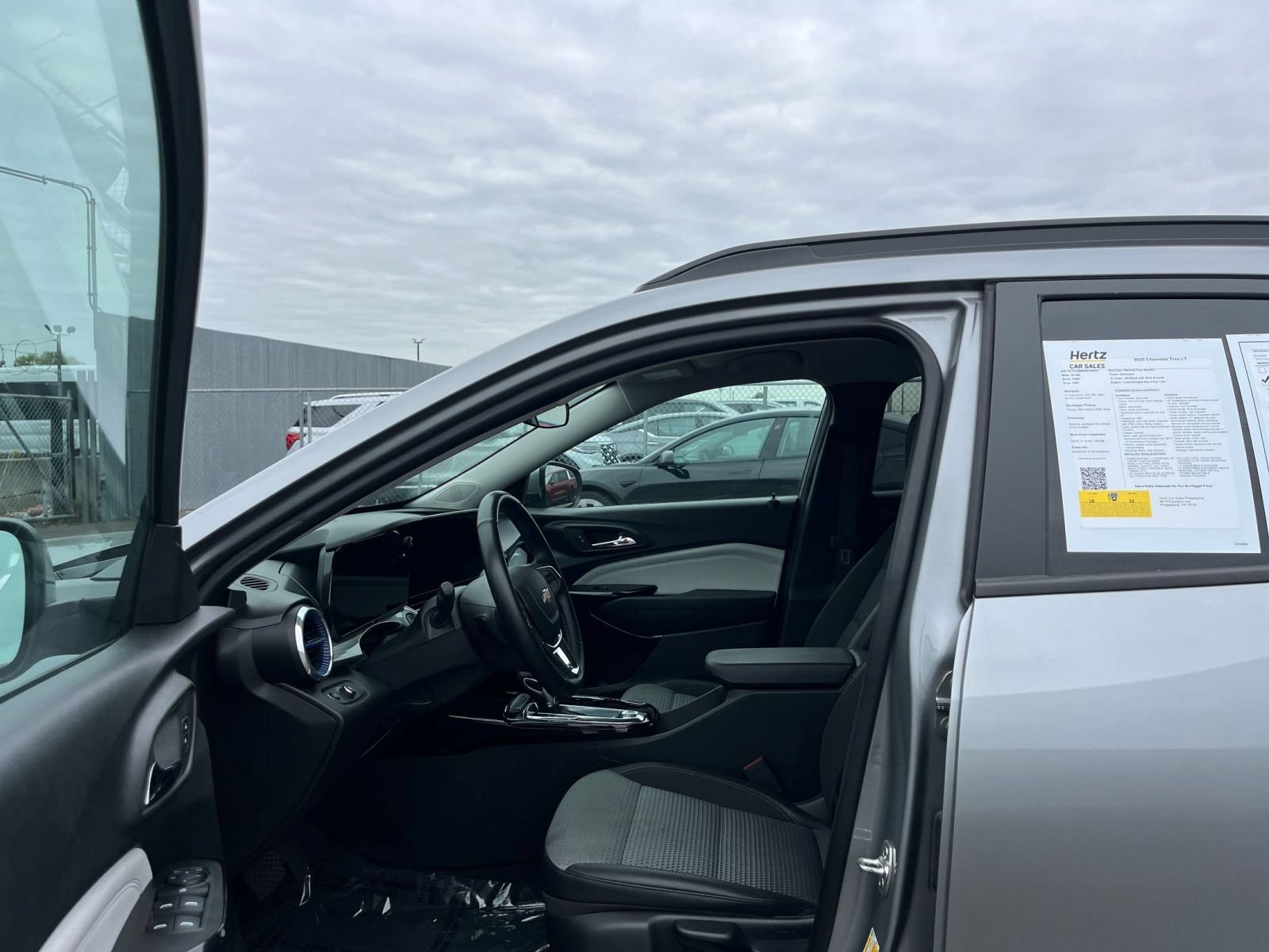 Thumbnail: 2025 Chevrolet Trax - 26