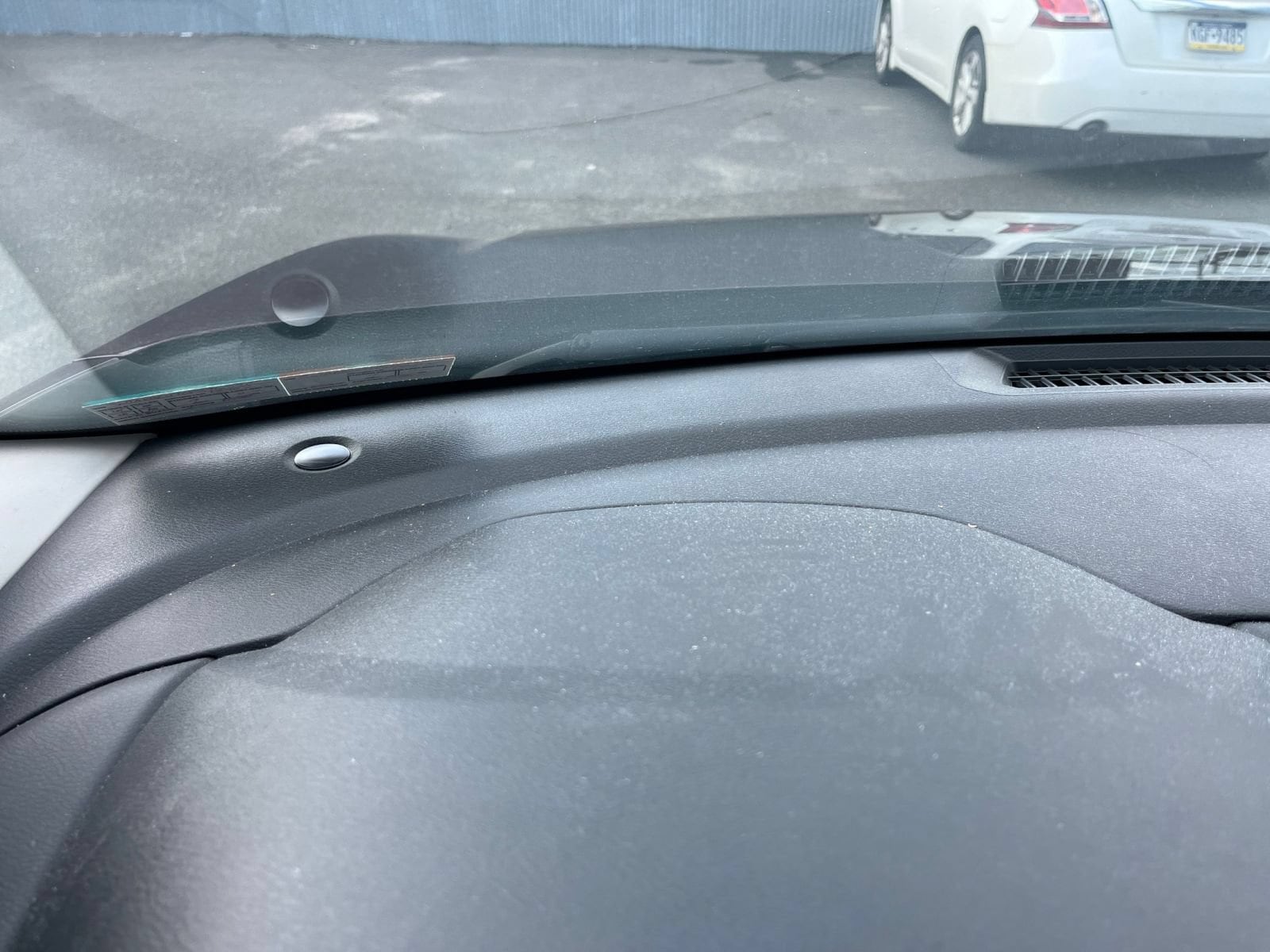 Thumbnail: 2025 Nissan Sentra - 32