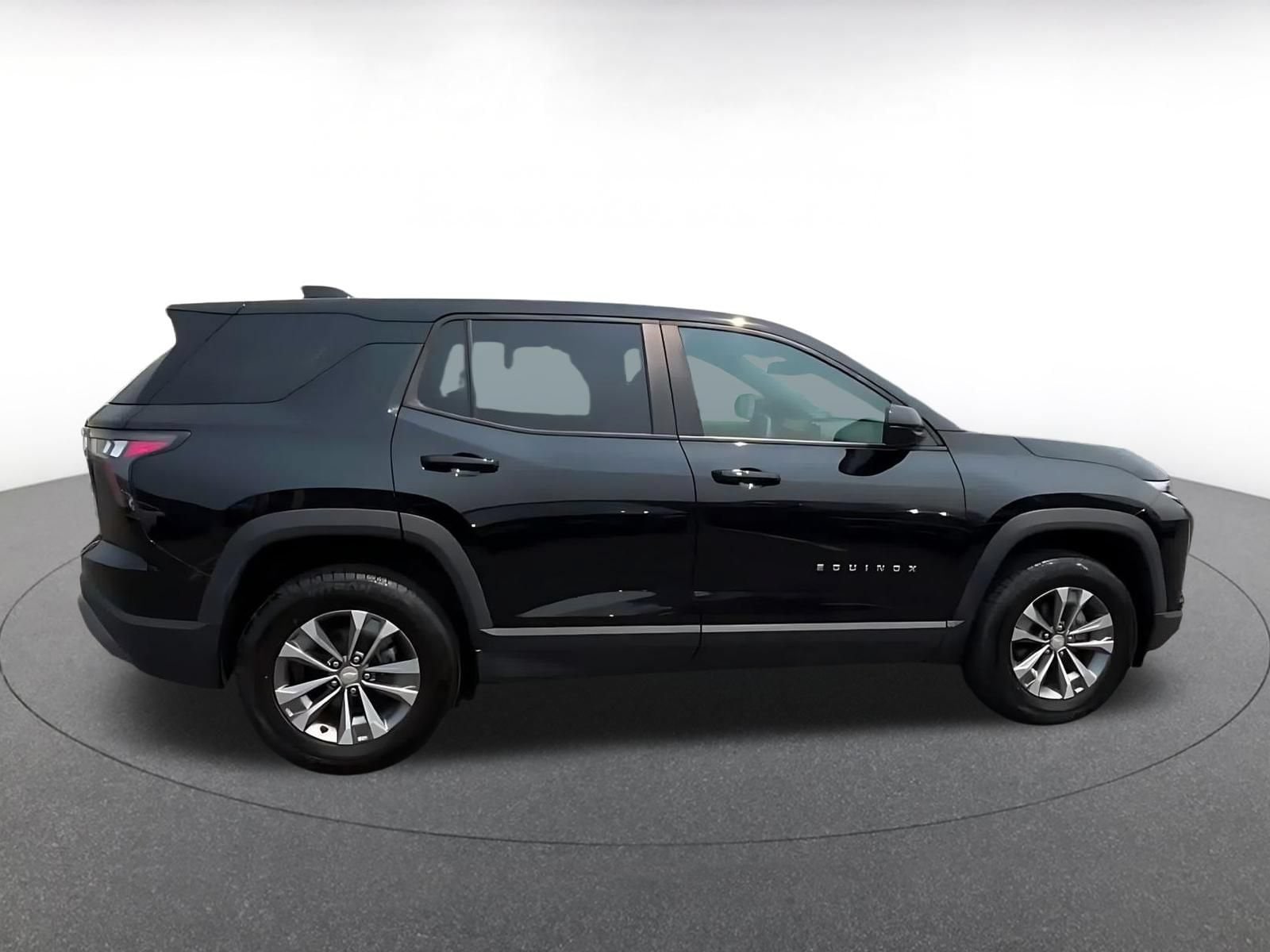 Thumbnail: 2025 Chevrolet Equinox - 14