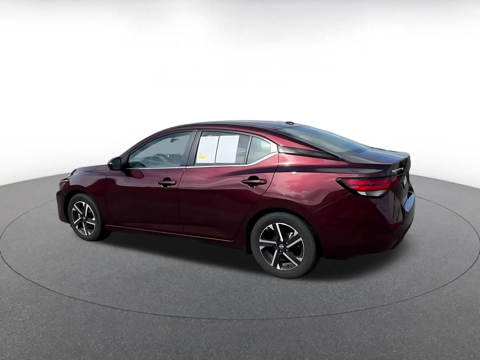 Thumbnail: 2025 Nissan Sentra - 8