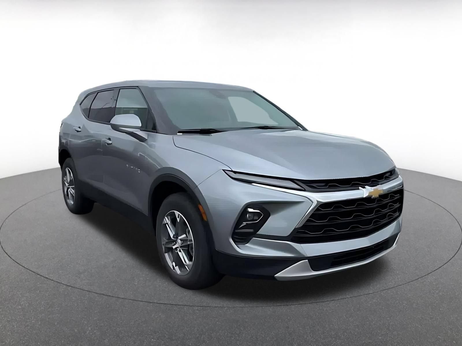 Thumbnail: 2026 Chevrolet Blazer - 3