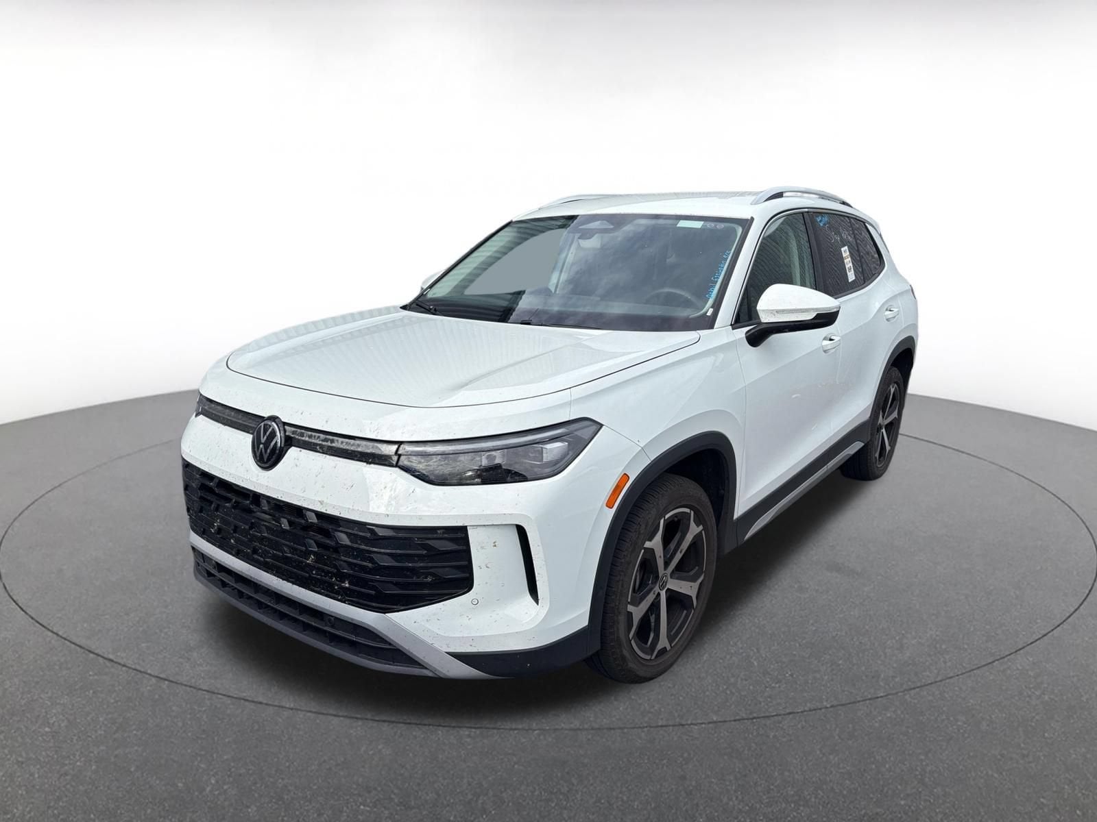 Thumbnail: 2026 Volkswagen Tiguan - 3