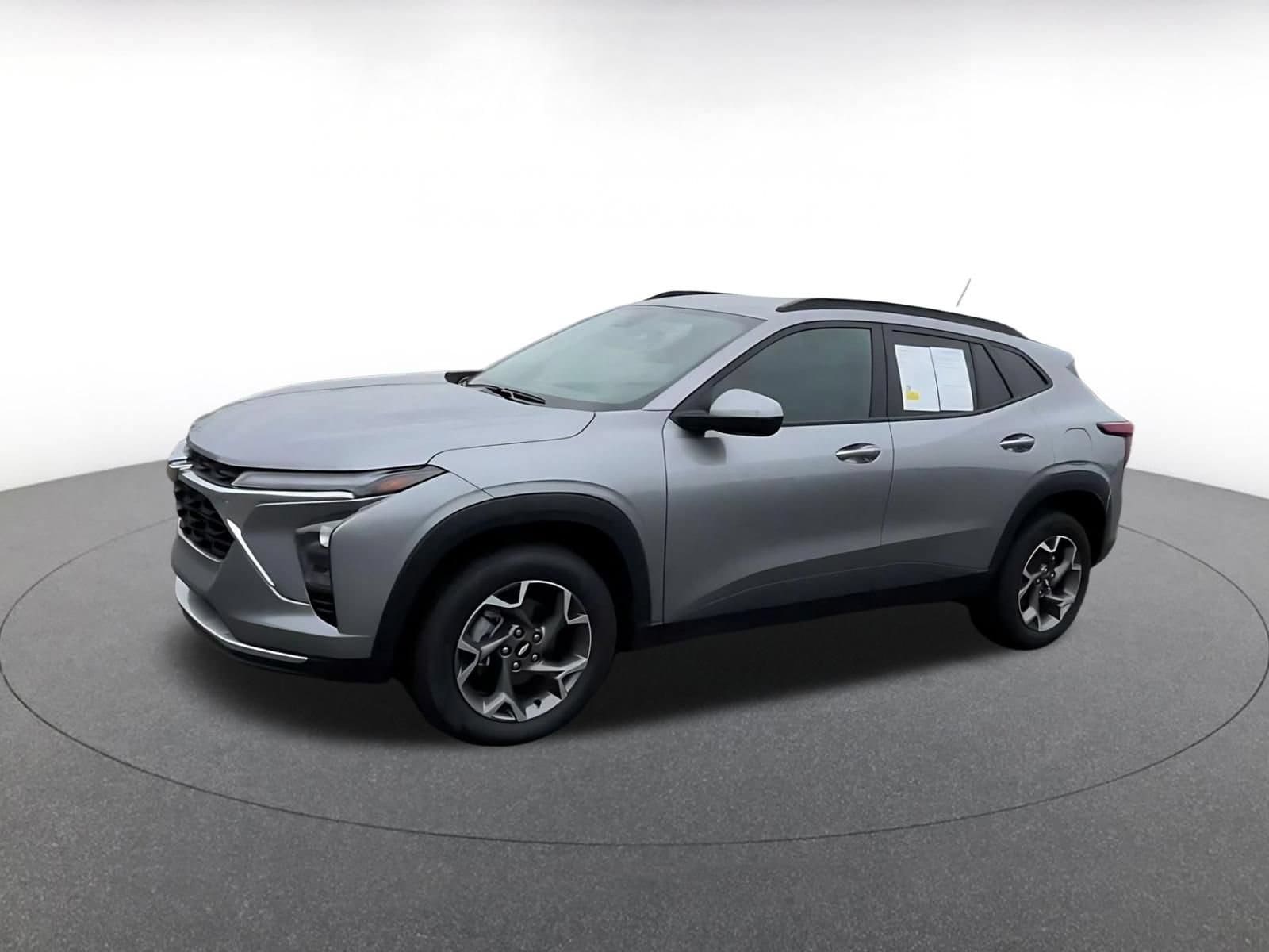 Thumbnail: 2025 Chevrolet Trax - 7