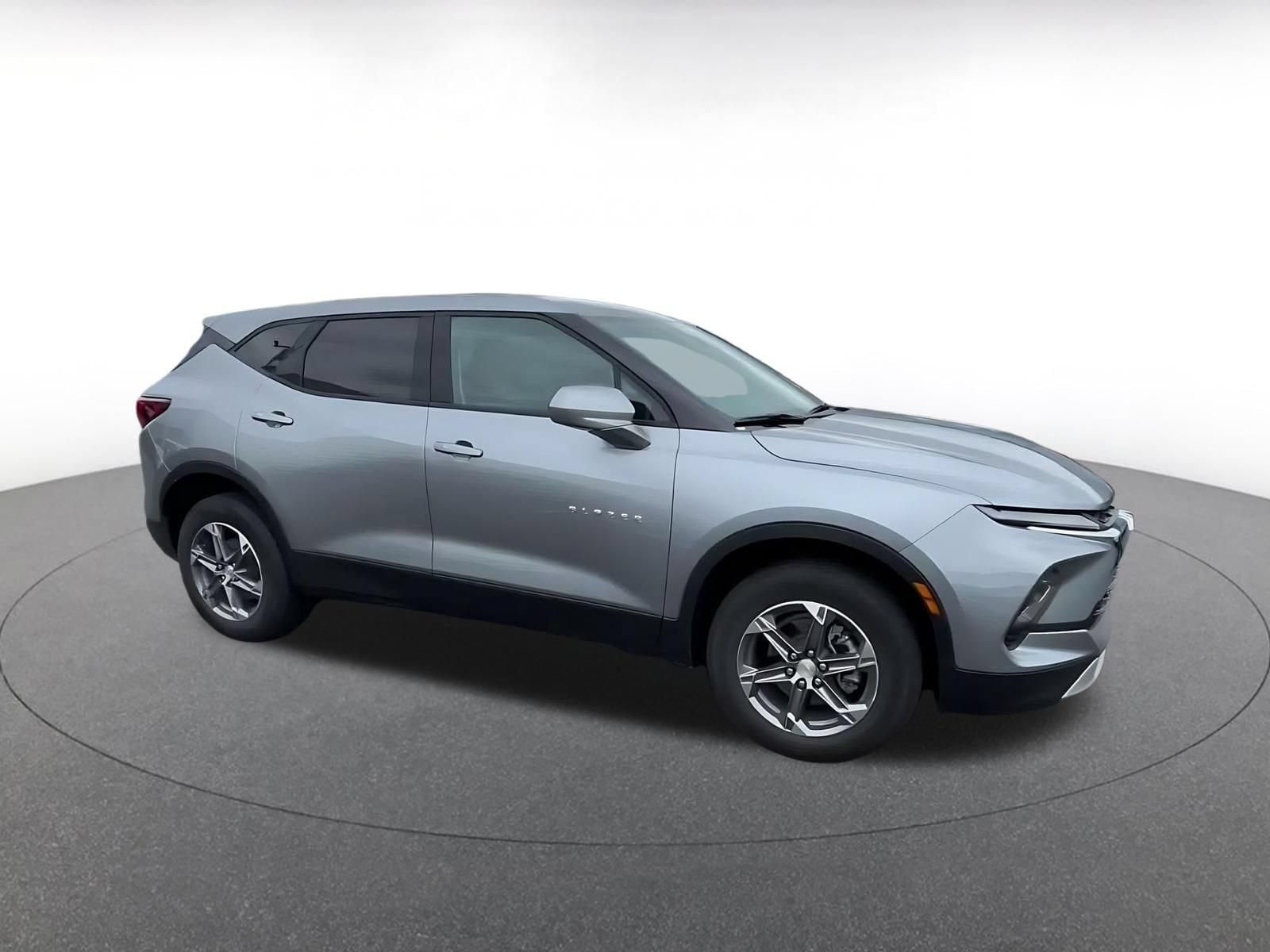 Thumbnail: 2026 Chevrolet Blazer - 2