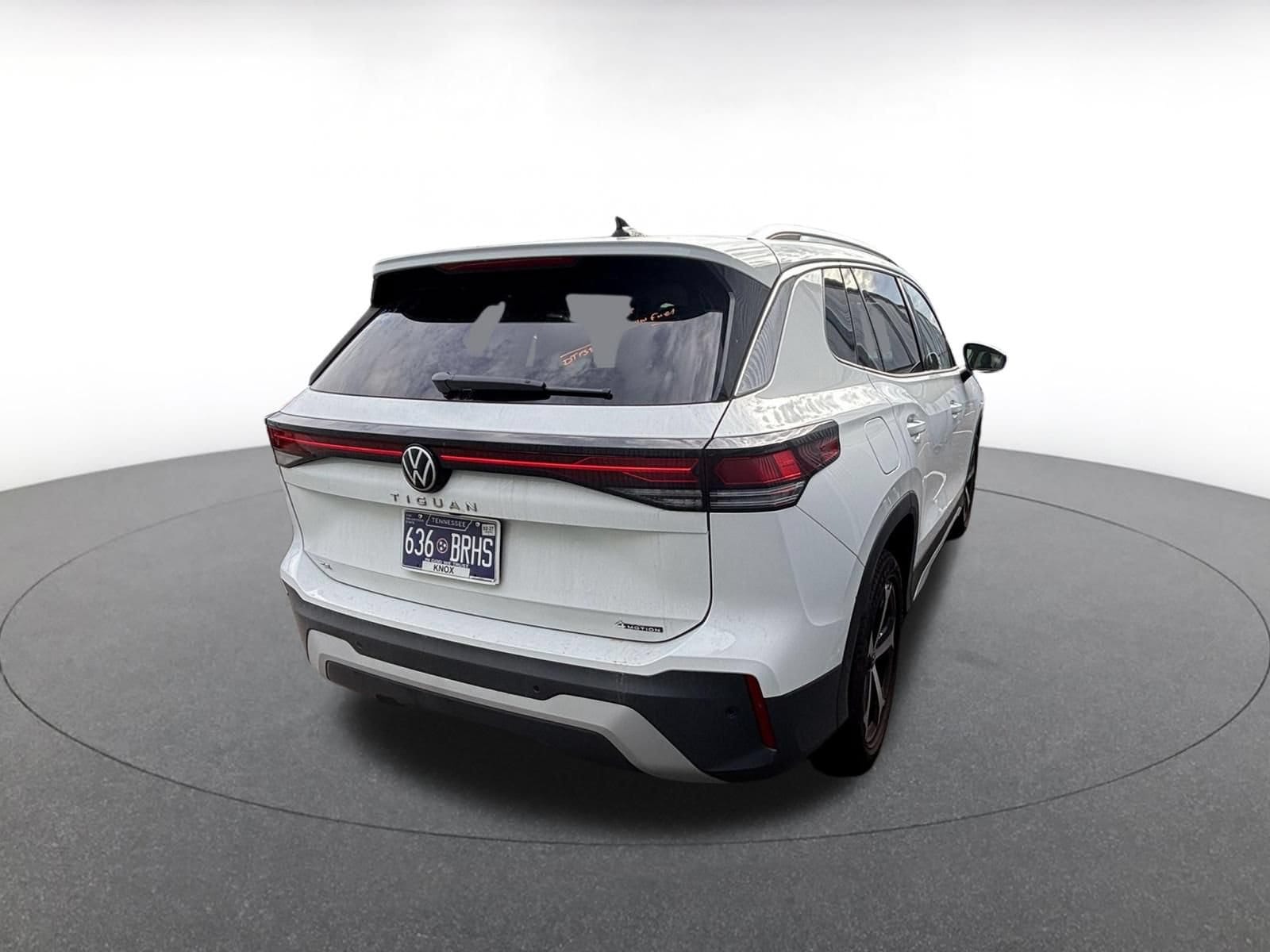 Thumbnail: 2026 Volkswagen Tiguan - 12
