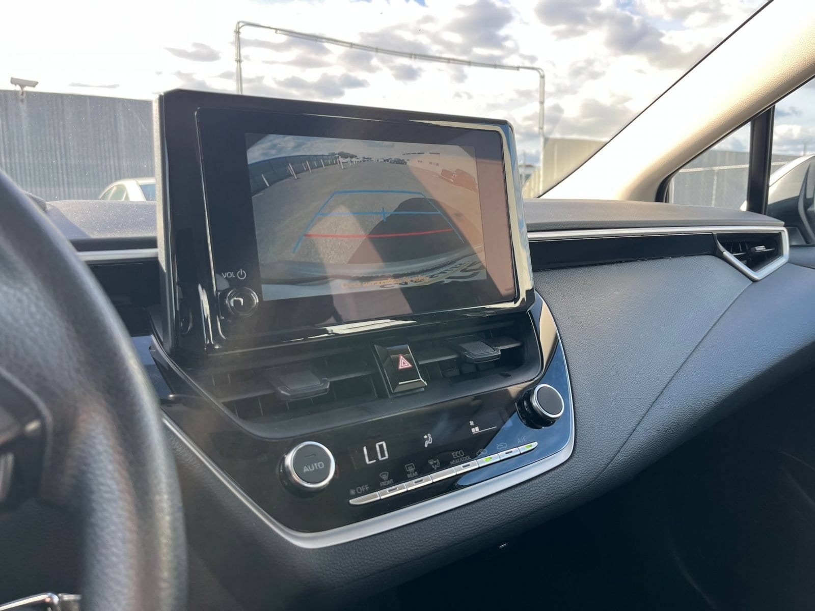 Thumbnail: 2025 Toyota Corolla - 19