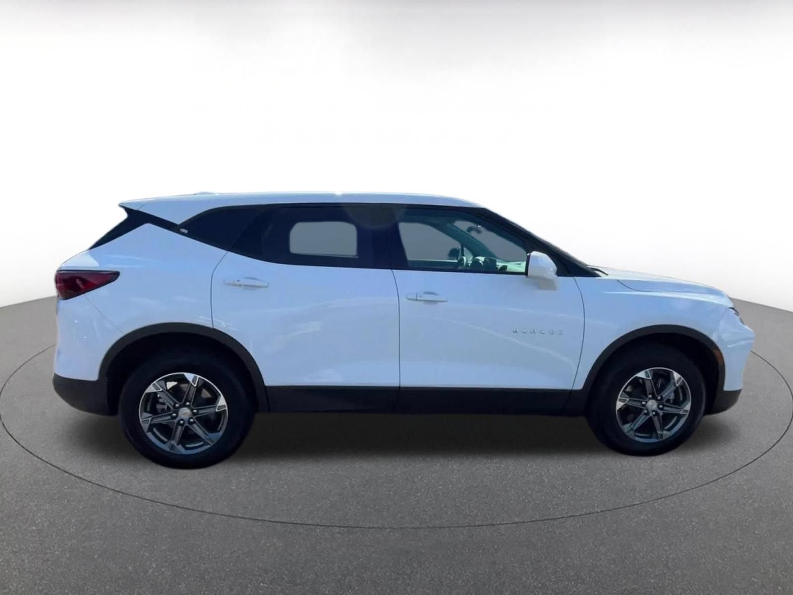 Thumbnail: 2026 Chevrolet Blazer - 15