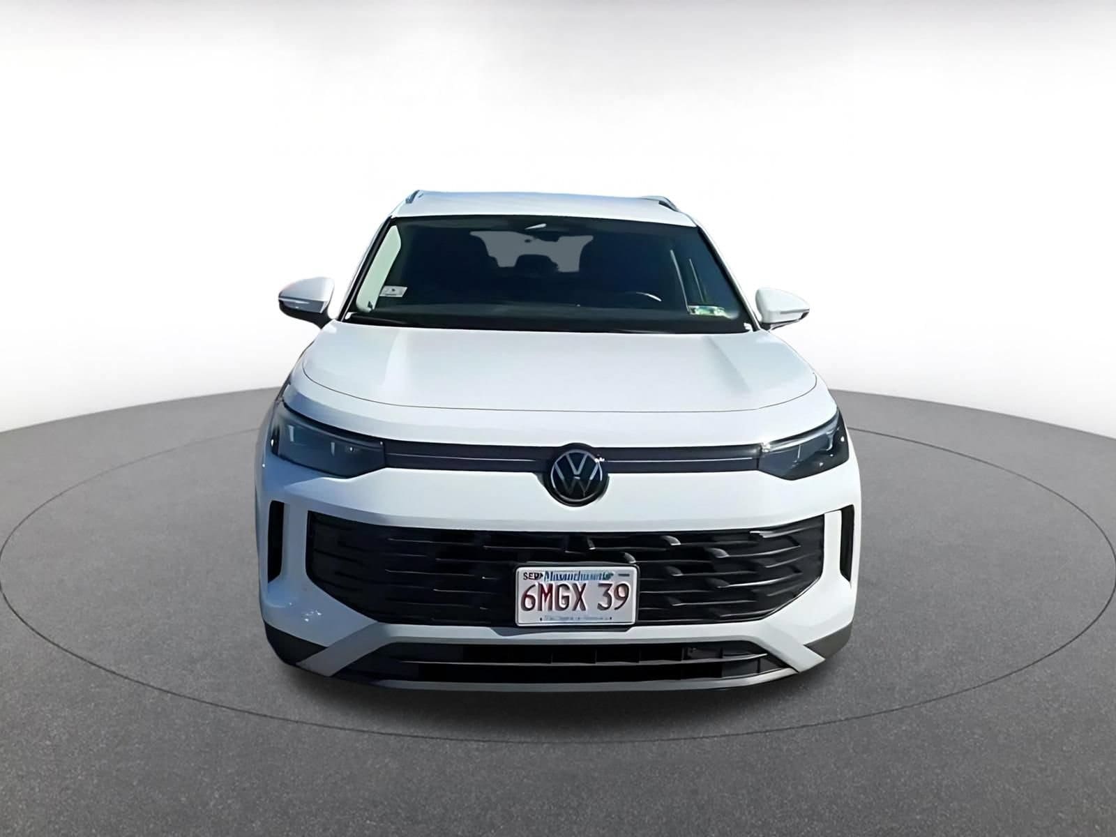 Thumbnail: 2026 Volkswagen Tiguan - 4
