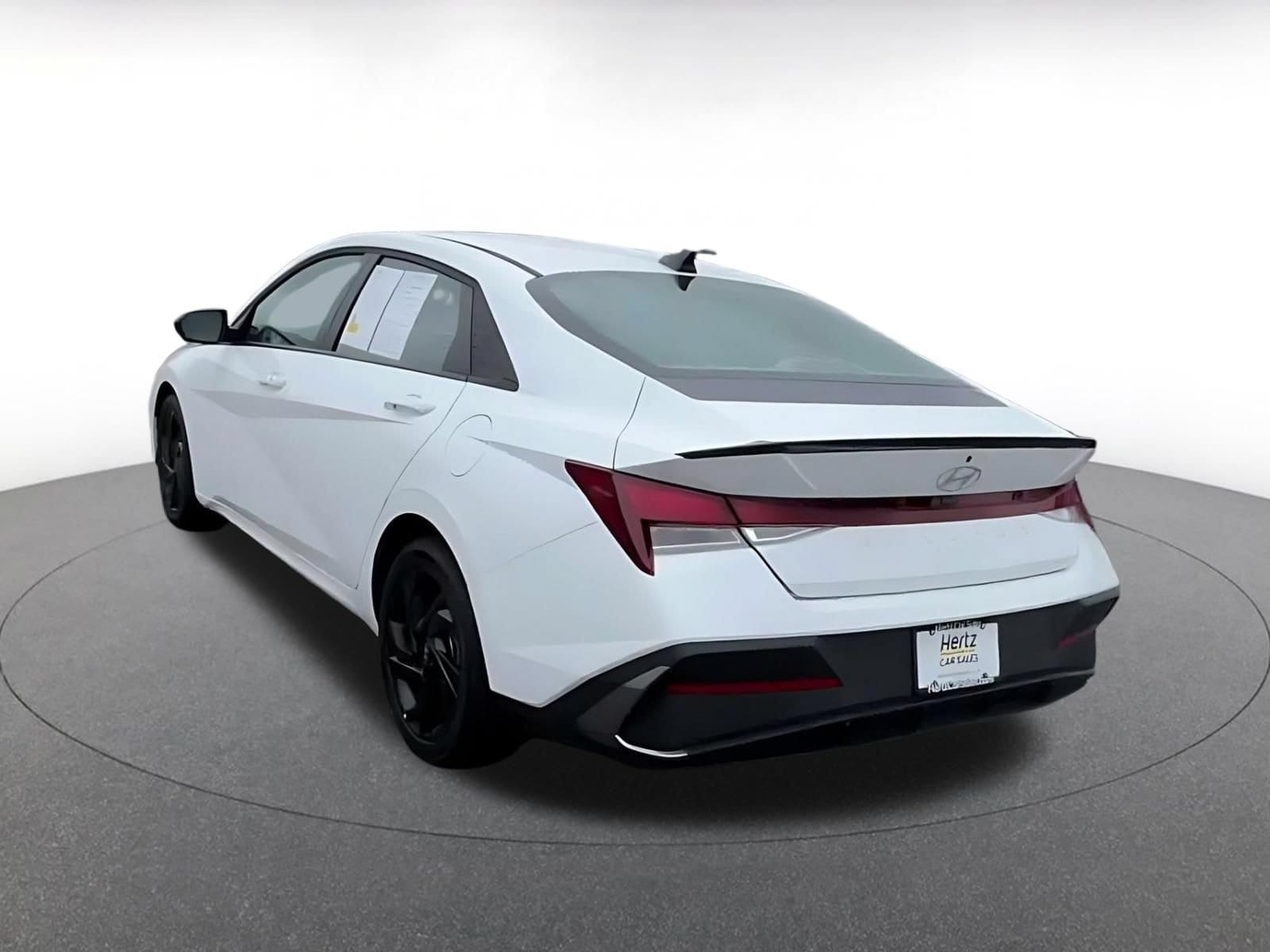 Thumbnail: 2026 Hyundai Elantra - 10