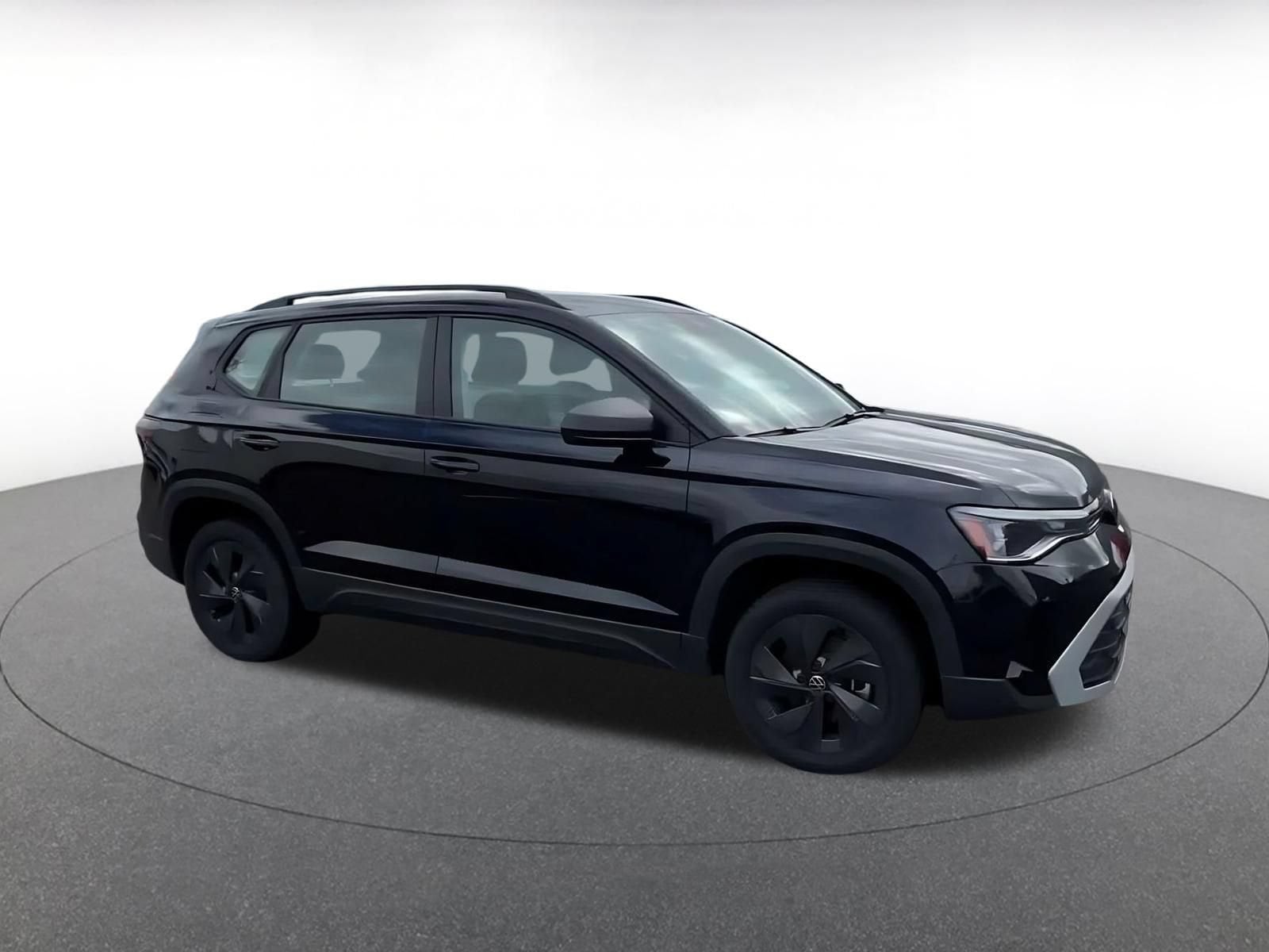 Thumbnail: 2026 Volkswagen Taos - 2
