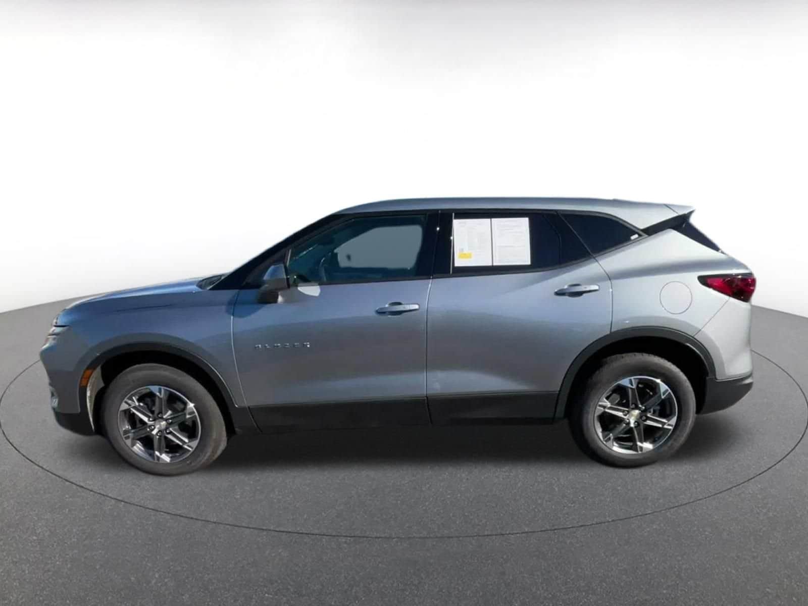 Thumbnail: 2026 Chevrolet Blazer - 8