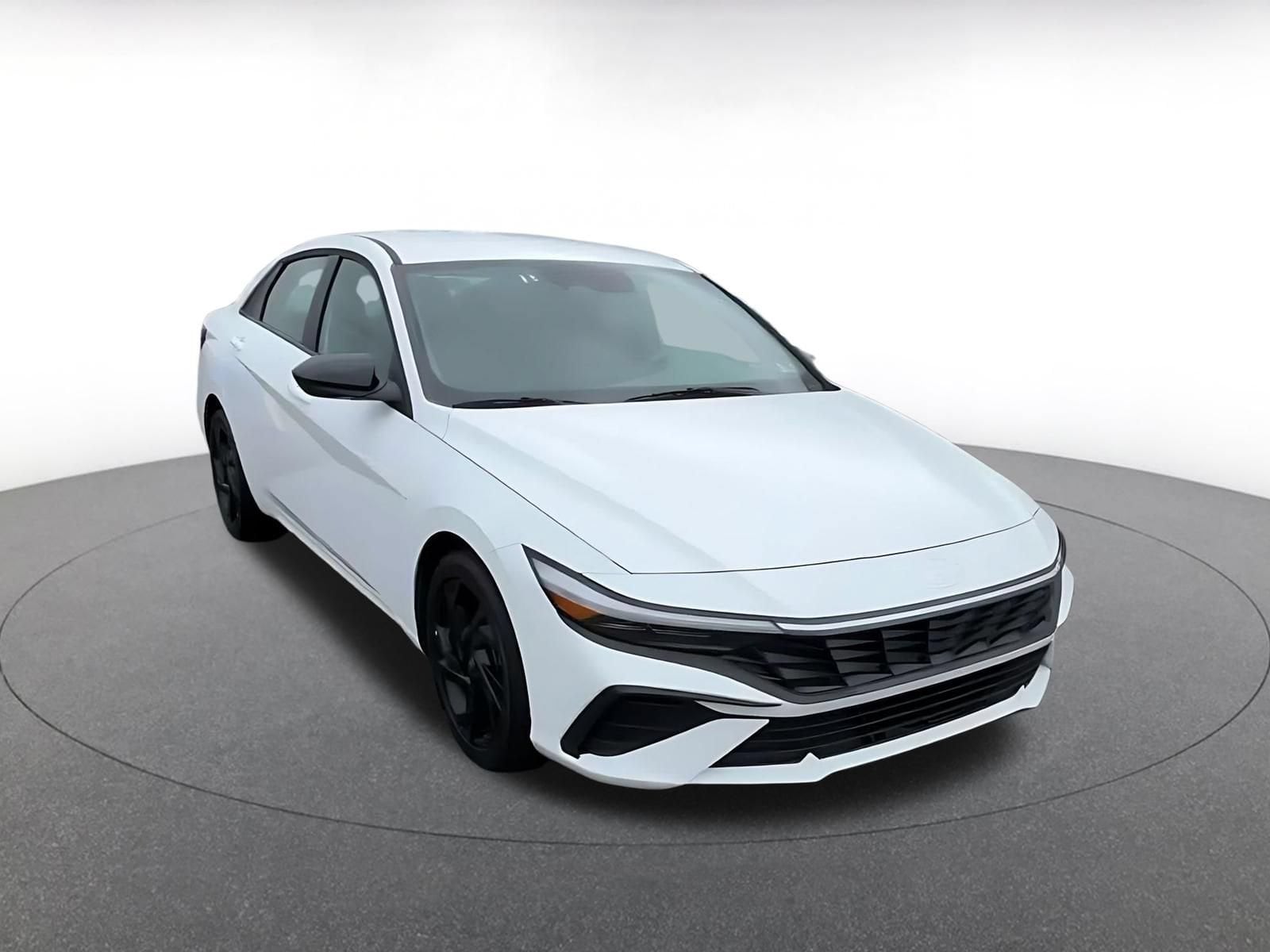 Thumbnail: 2026 Hyundai Elantra - 3