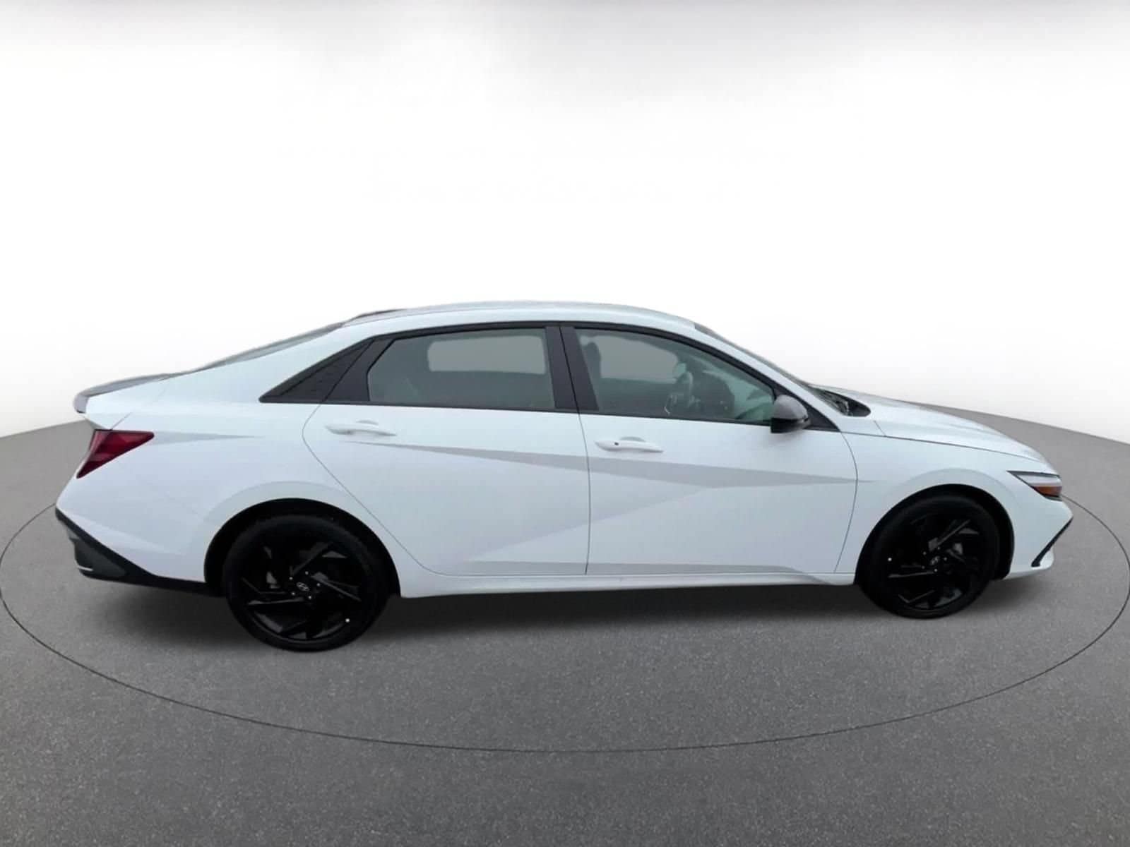 Thumbnail: 2026 Hyundai Elantra - 15