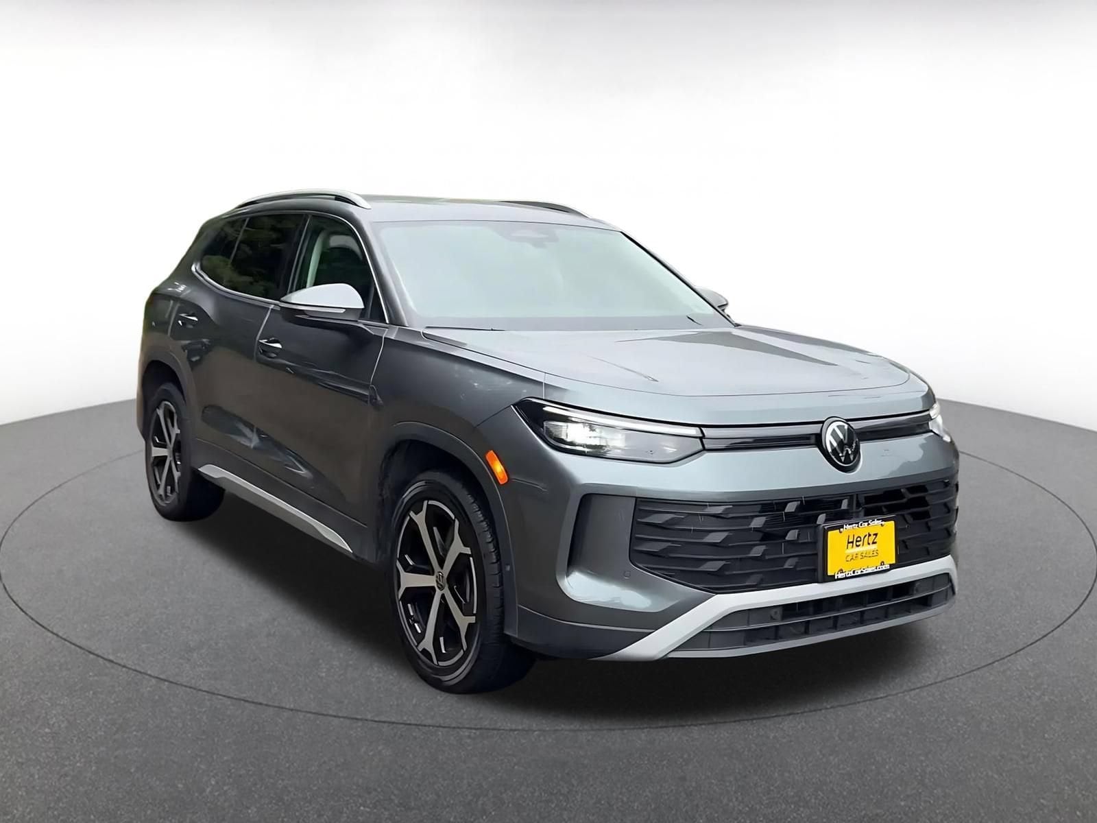 Thumbnail: 2026 Volkswagen Tiguan - 3