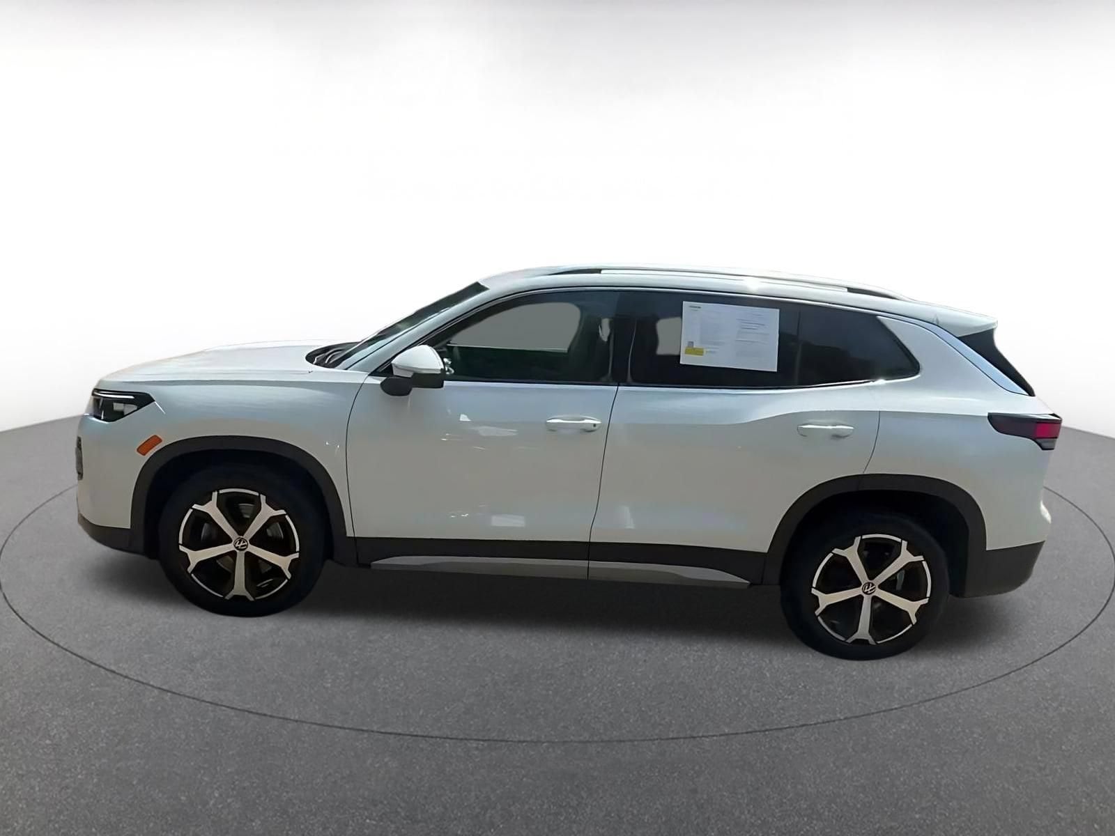 Thumbnail: 2026 Volkswagen Tiguan - 8