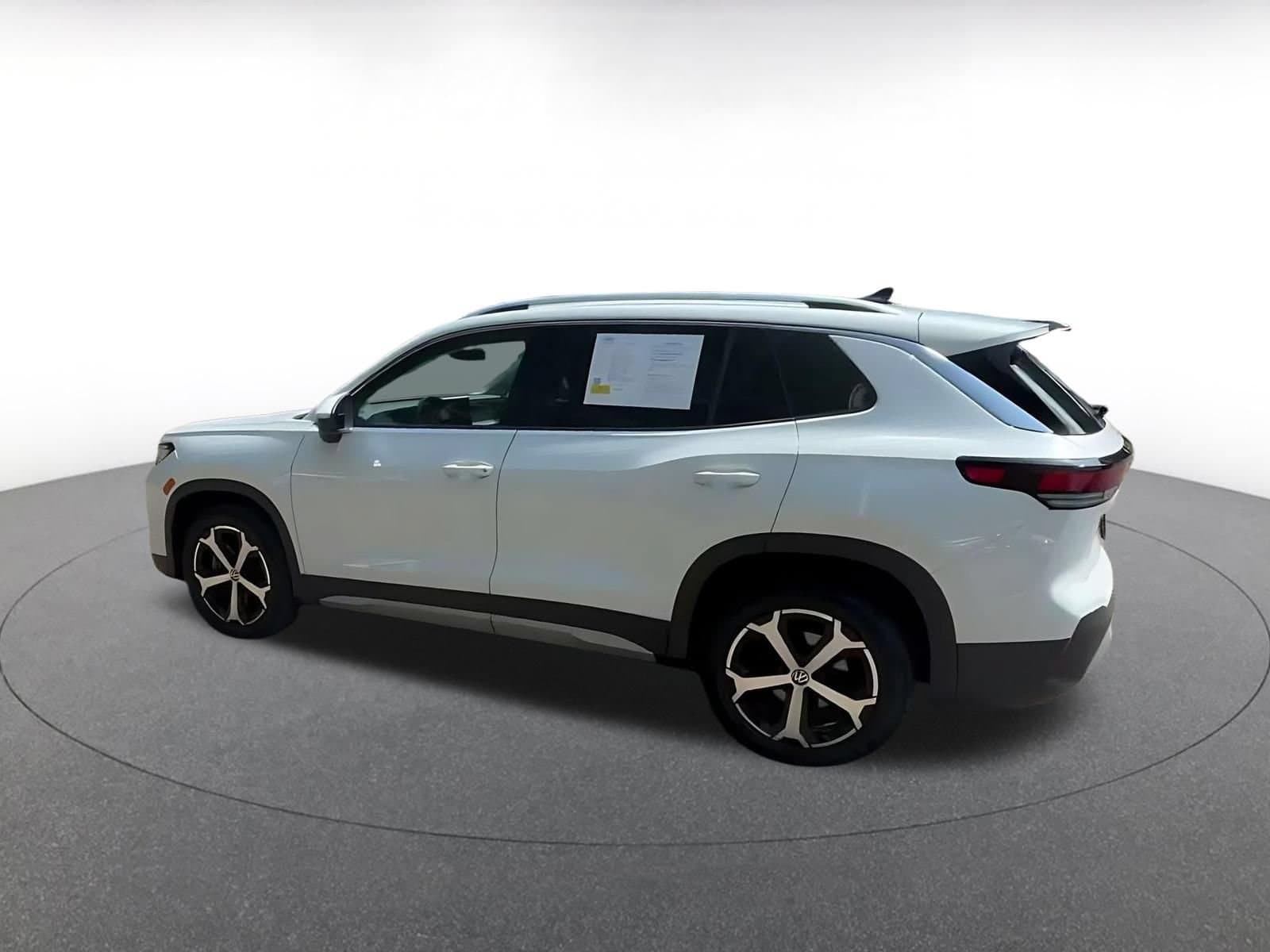 Thumbnail: 2026 Volkswagen Tiguan - 9