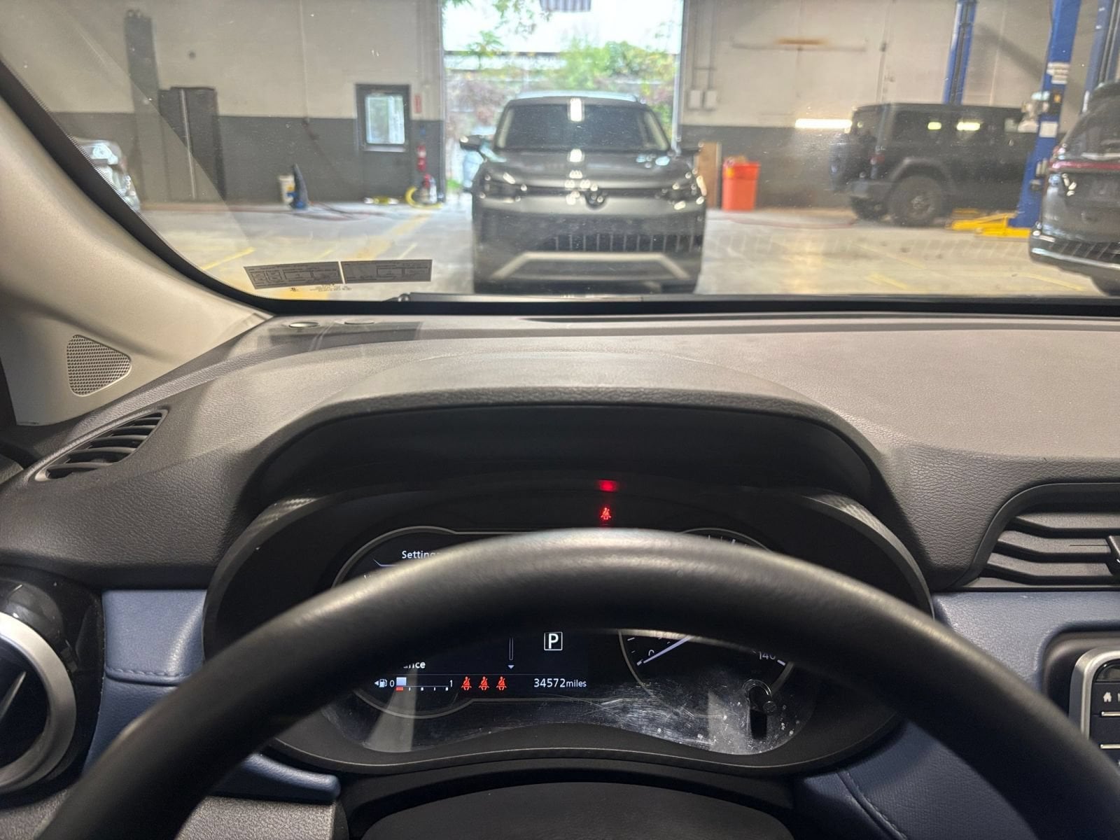 Thumbnail: 2025 Nissan Versa - 31