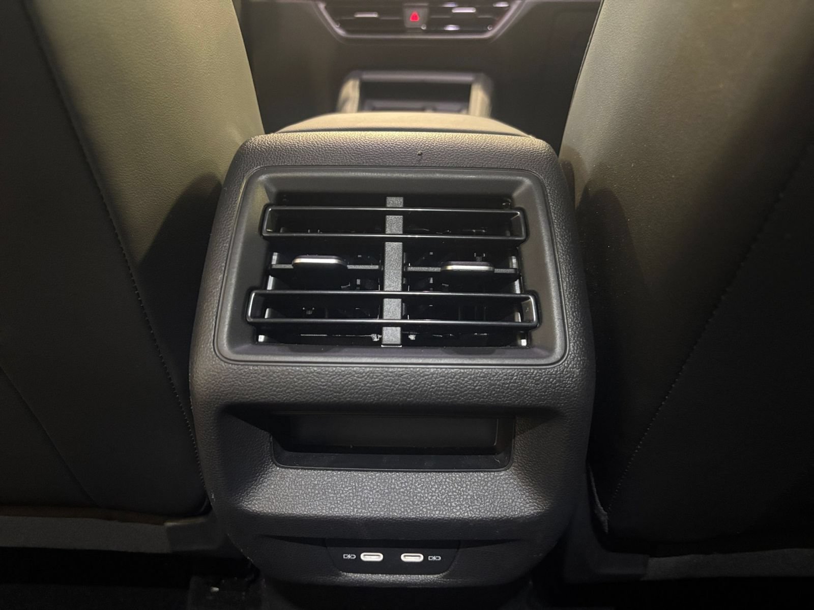 Thumbnail: 2026 Volkswagen Tiguan - 24