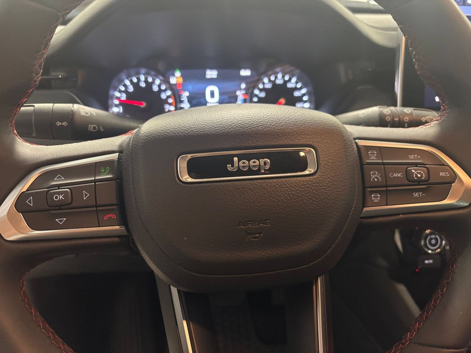 Thumbnail: 2025 Jeep Compass - 27