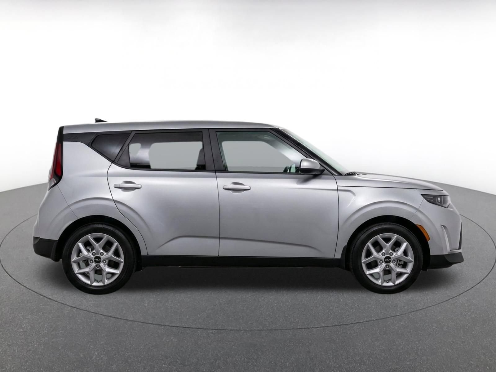 Thumbnail: 2025 Kia Soul - 9