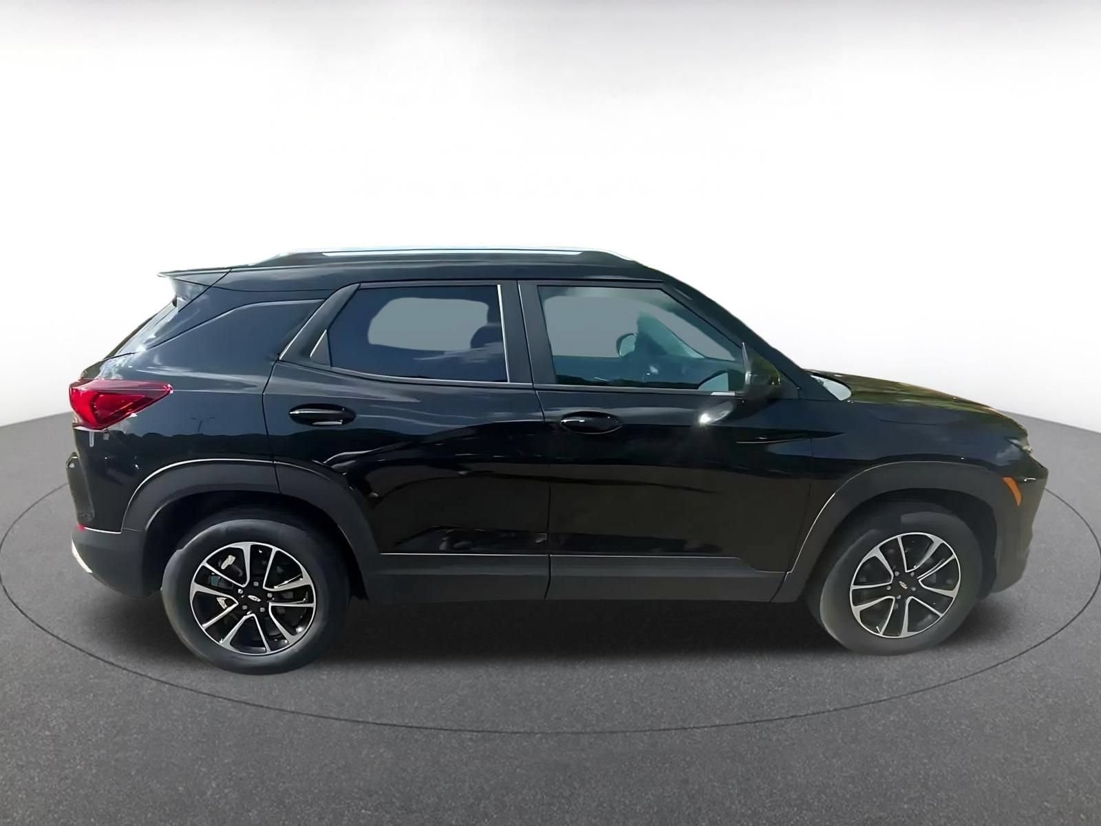 Thumbnail: 2025 Chevrolet TrailBlazer - 15