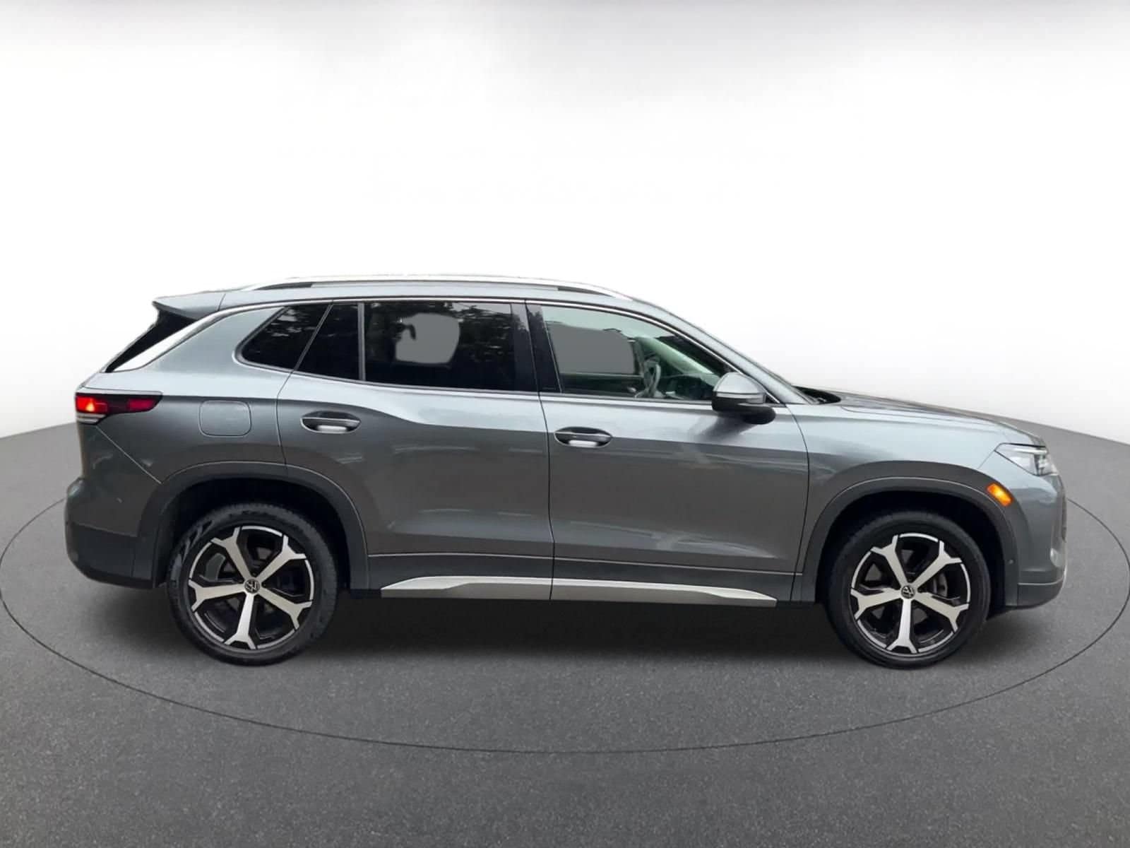Thumbnail: 2026 Volkswagen Tiguan - 15