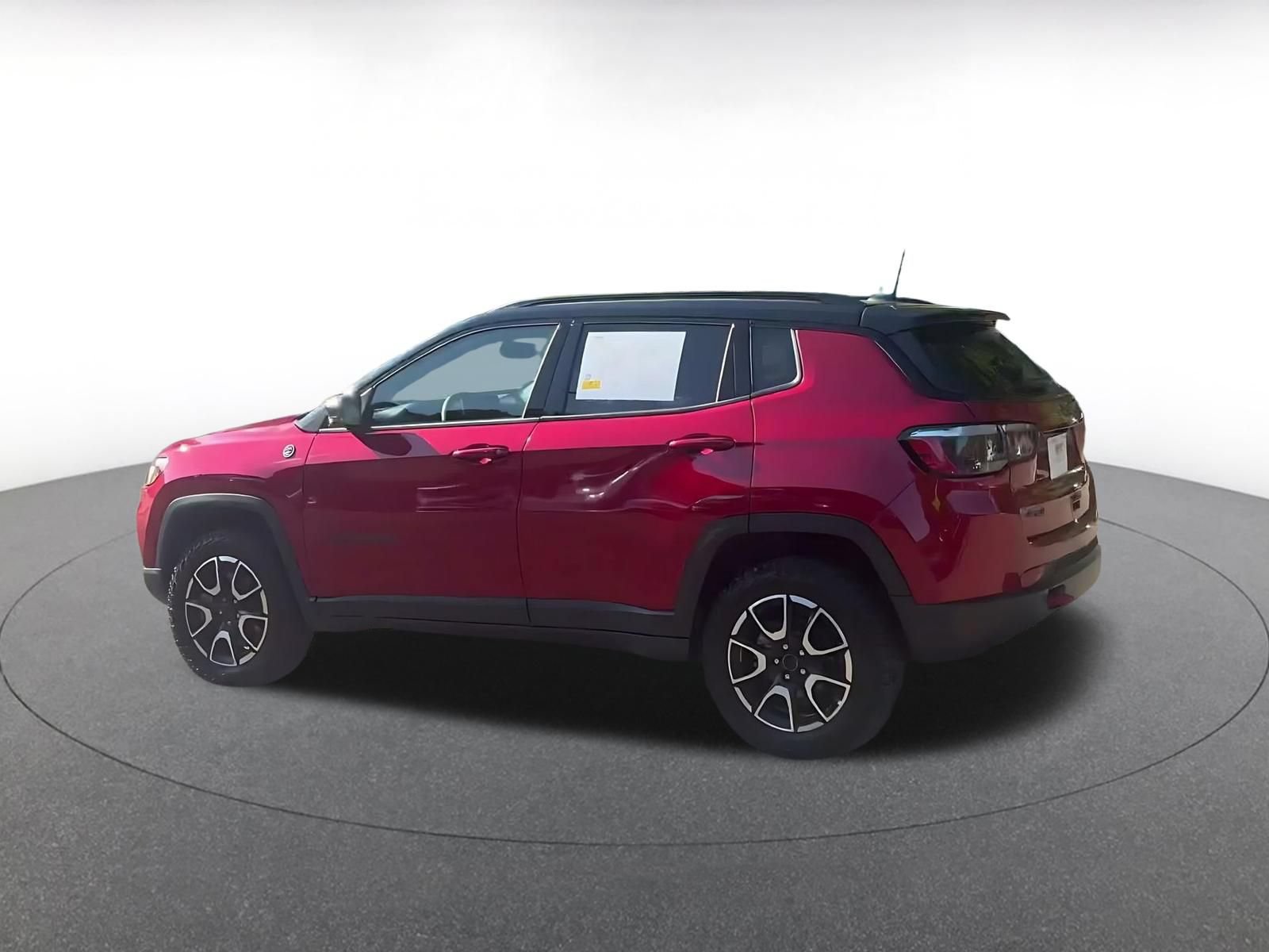 Thumbnail: 2025 Jeep Compass - 9