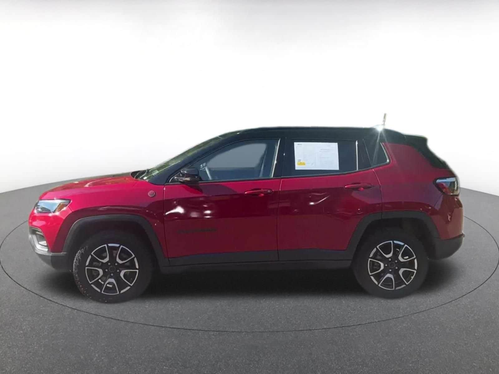 Thumbnail: 2025 Jeep Compass - 8