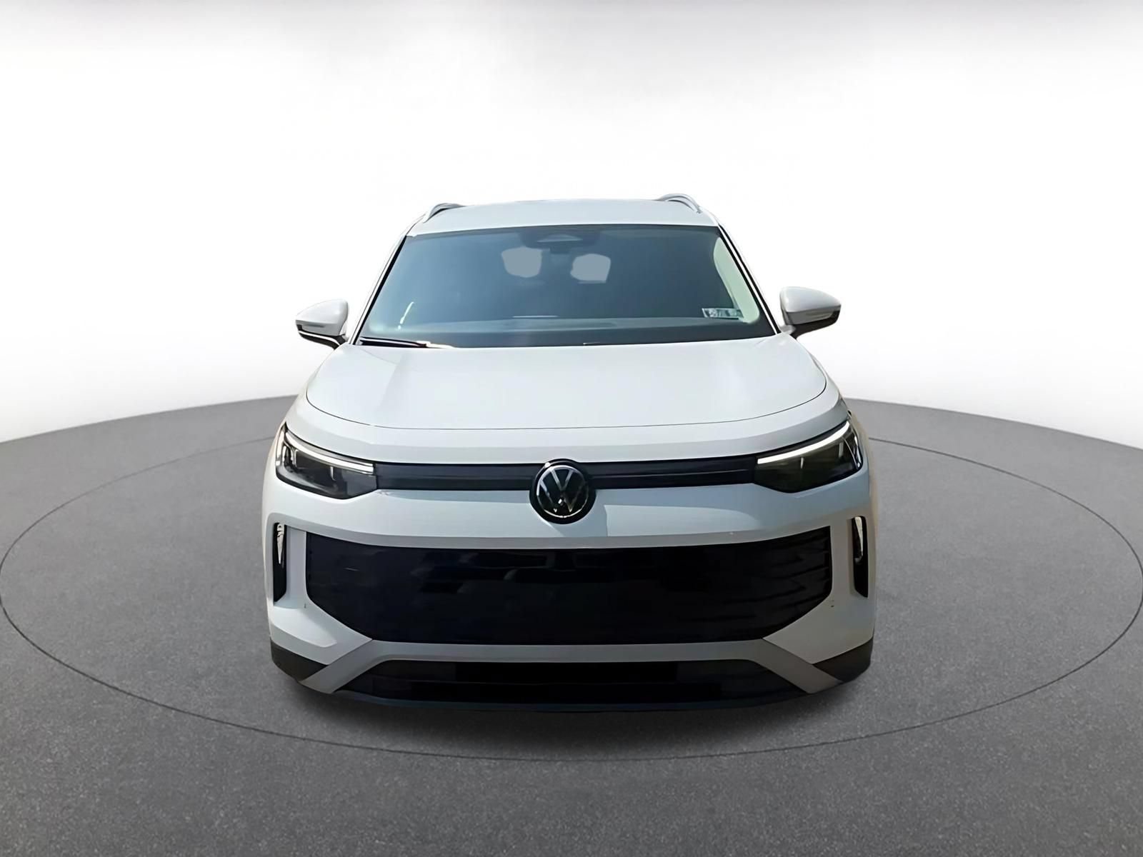 Thumbnail: 2026 Volkswagen Tiguan - 4