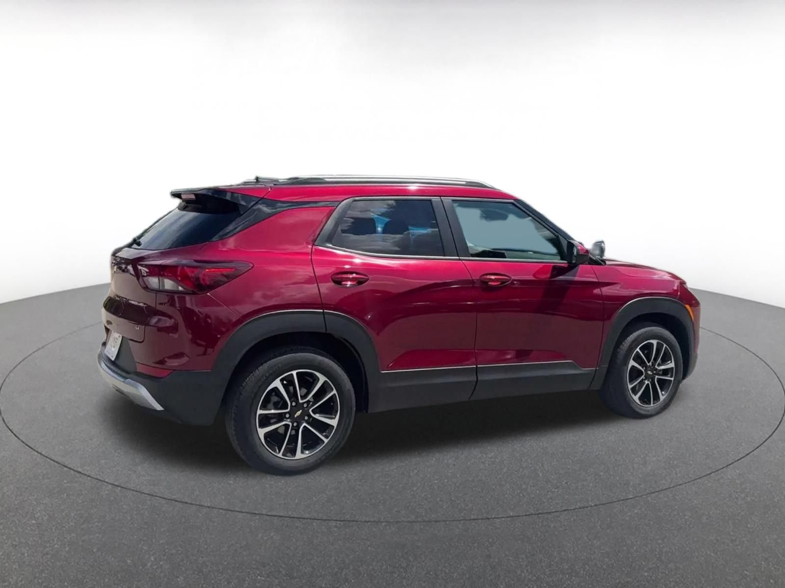 Thumbnail: 2025 Chevrolet TrailBlazer - 14
