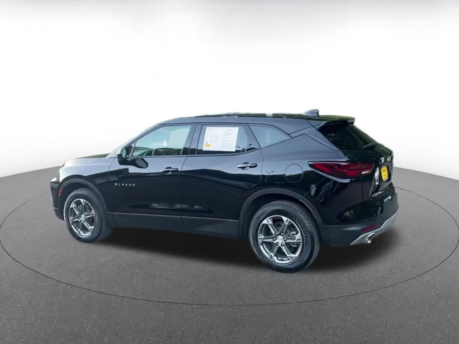 Thumbnail: 2026 Chevrolet Blazer - 9