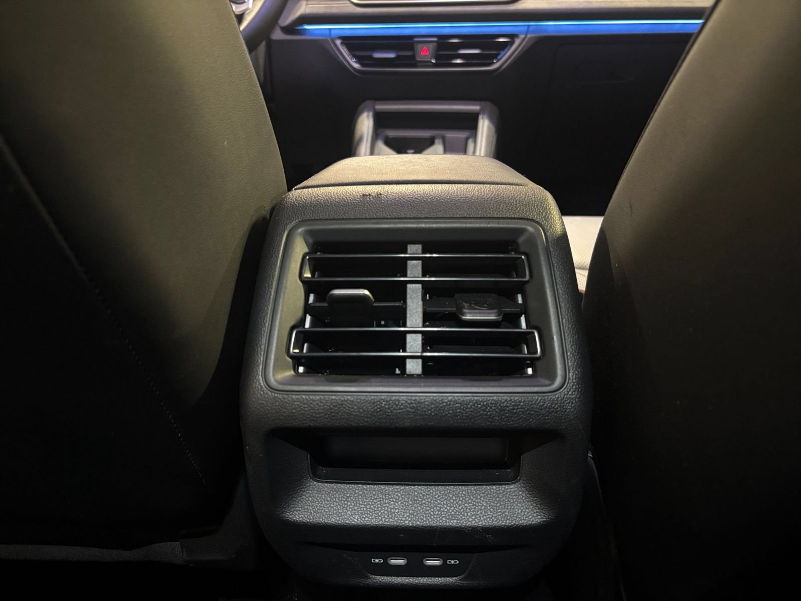 Thumbnail: 2026 Volkswagen Tiguan - 24