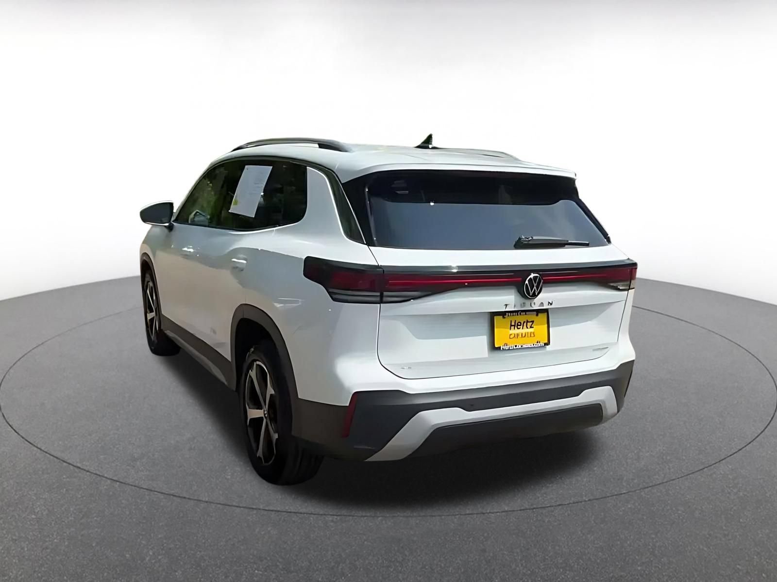 Thumbnail: 2026 Volkswagen Tiguan - 10