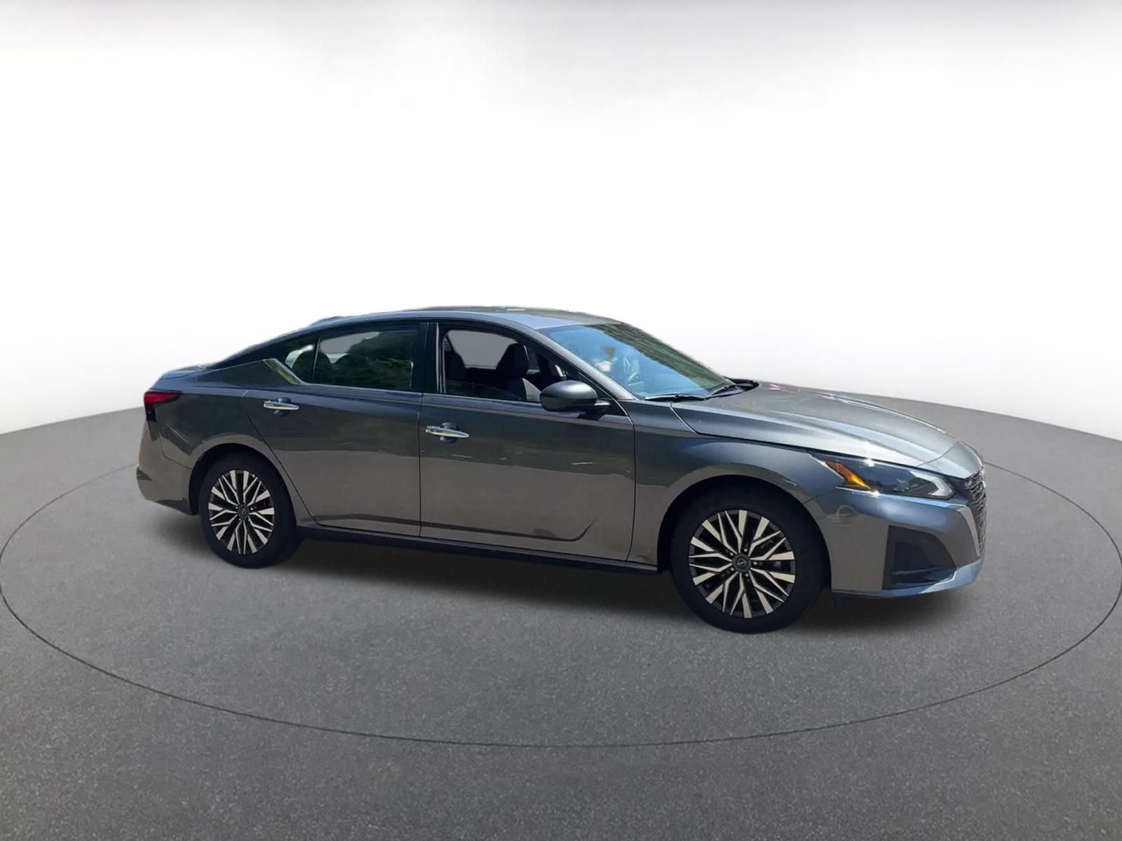Thumbnail: 2025 Nissan Altima - 2