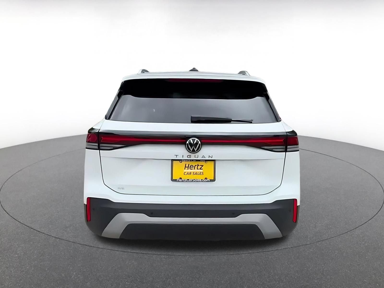 Thumbnail: 2026 Volkswagen Tiguan - 12
