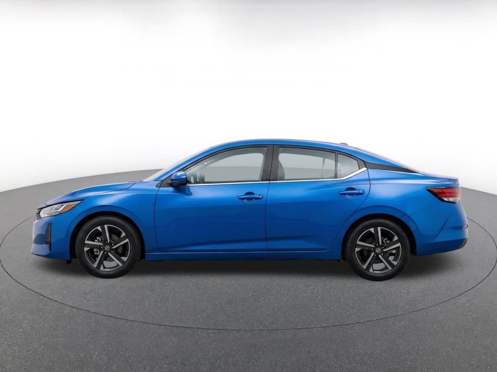 Thumbnail: 2025 Nissan Sentra - 4